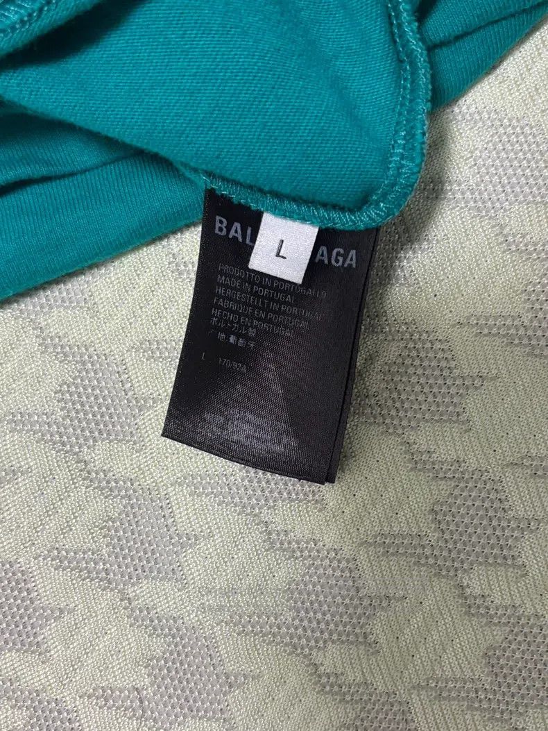 Balenciaga Balenciaga Lake Green Short-sleeve, Size L Size US L / EU 52-54 / 3 - 4 Thumbnail