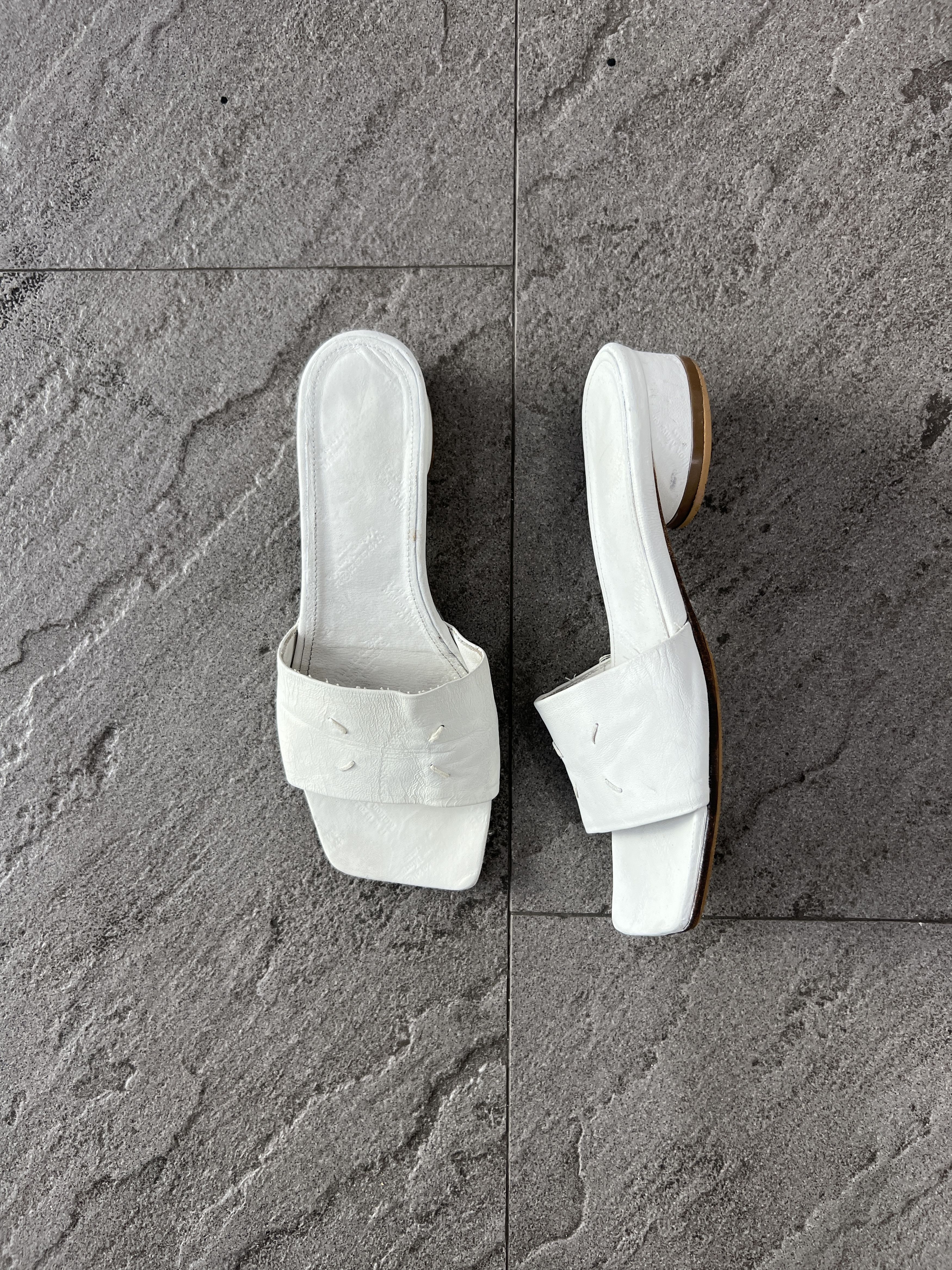 Maison Margiela Maison Margiela White 4 Stitch Leather Slide Sandals EU37 Size US 7 / IT 37 - 3 Thumbnail