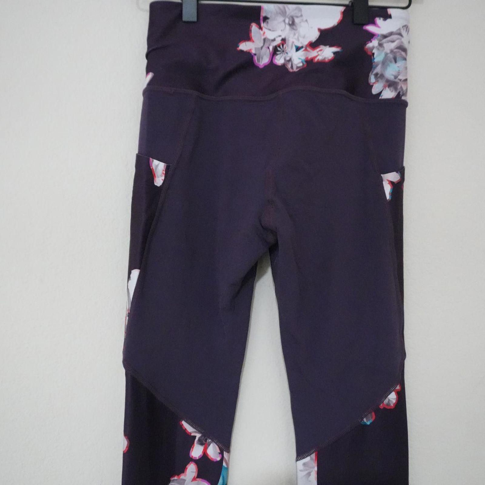 Other Athleta Legging Women's XS Purple Stash Pocket Floral Size 26" / US 2 / IT 38 - 6 Thumbnail