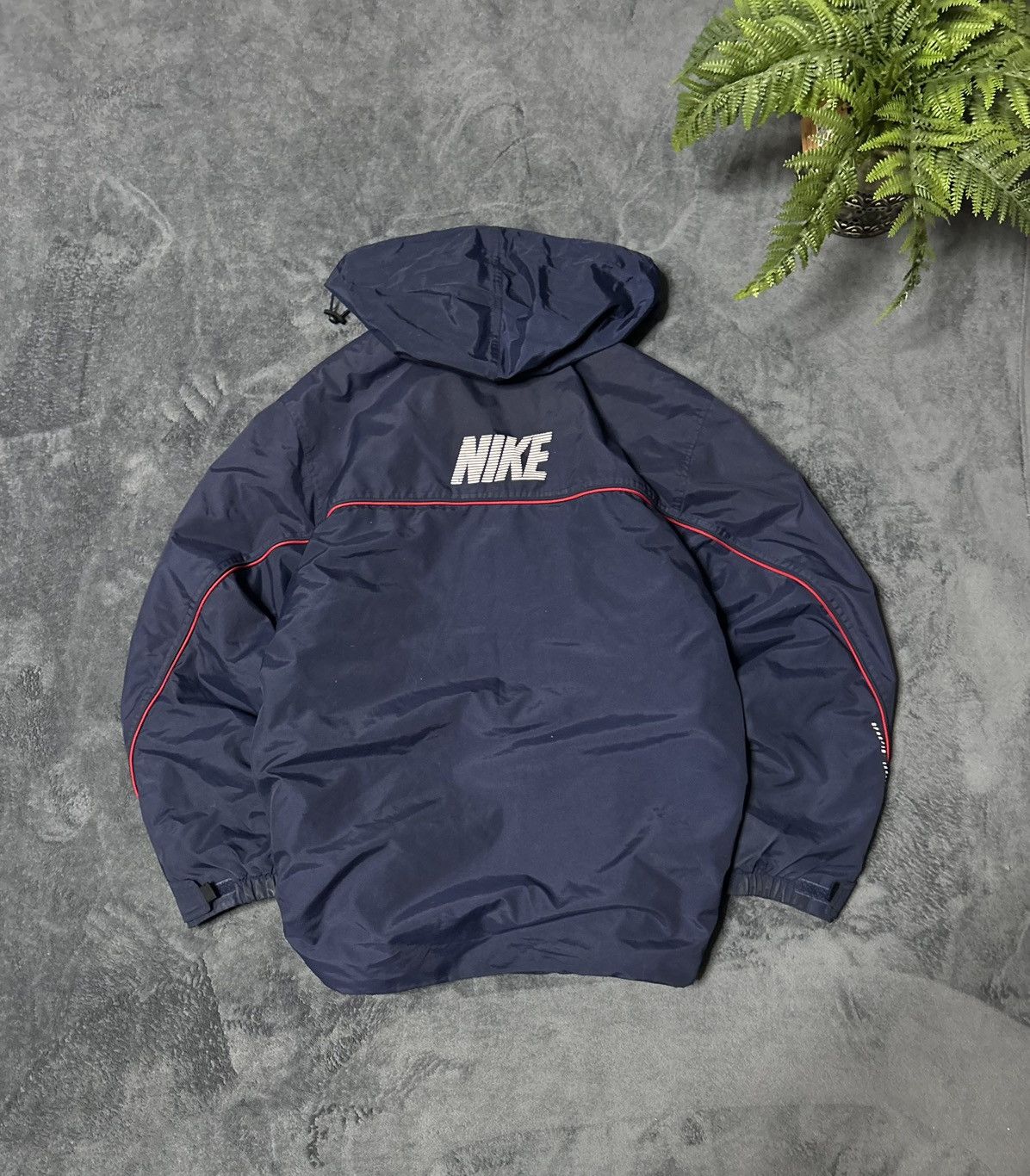 Nike 00s Vintage Nike Big Logo Back Retro Down Jacket Rare Size US L / EU 52-54 / 3 - 2 Thumbnail