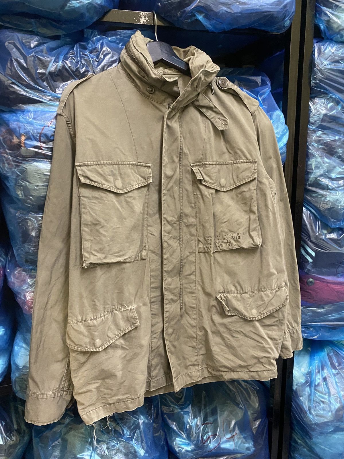 Avirex Vintage Avirex USA Military Field Jacket Olive Green Size US L / EU 52-54 / 3 - 3 Thumbnail