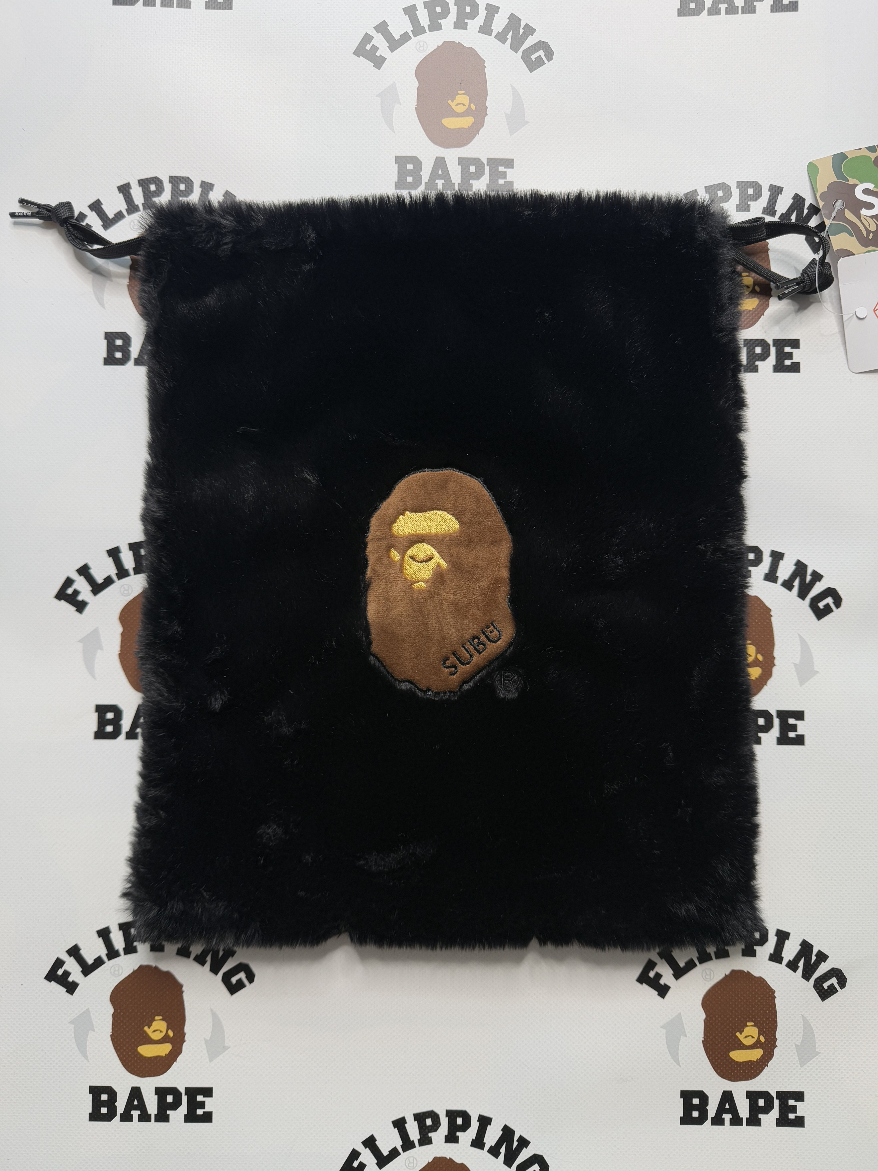 Bape × SUBU BAPE x SUBU APE HEAD PUFFER SANDALS Size US 7.5 / EU 40-41 - 12 Thumbnail