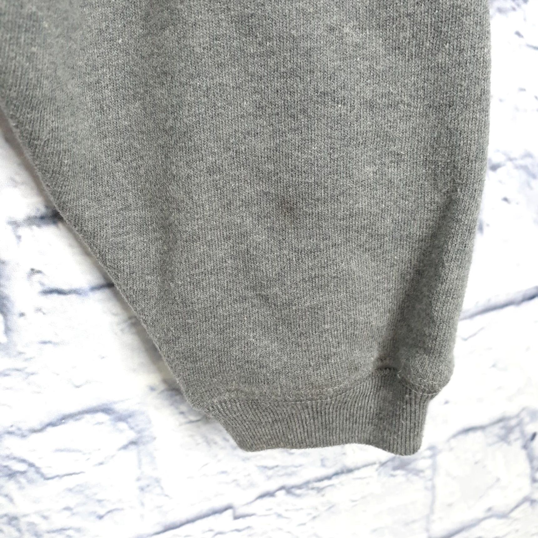 Vintage VINTAGE Ohio State Buckeyes Varsity Athletic Cadre Hoodie Embroidered Medium Gray Unisex Adults M Long Sleeve Pullover"> Size US M / EU 48-50 / 2 - 5 Thumbnail