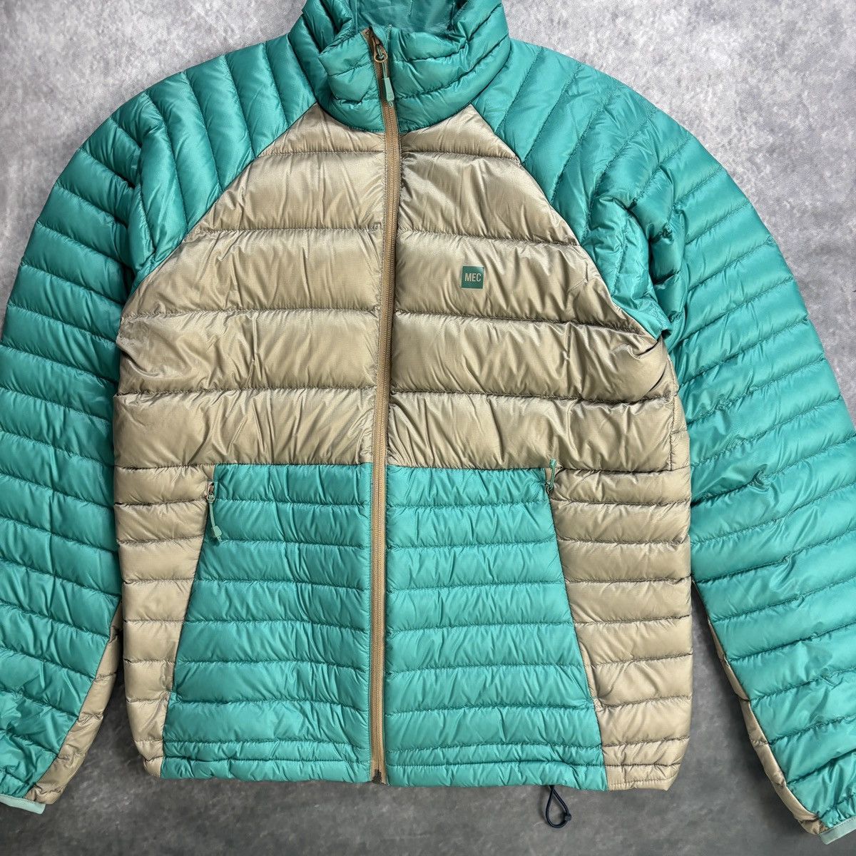 Mountain Equipment MEC Puffer Jacket 700 Down Jacket Quilted Raglan Hooded Gorp Size US M / EU 48-50 / 2 - 2 Thumbnail