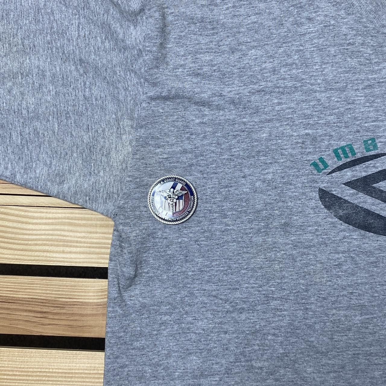 Umbro Vintage Umbro Gray Thrashed Soccer Tee Size Large Size US L / EU 52-54 / 3 - 4 Thumbnail
