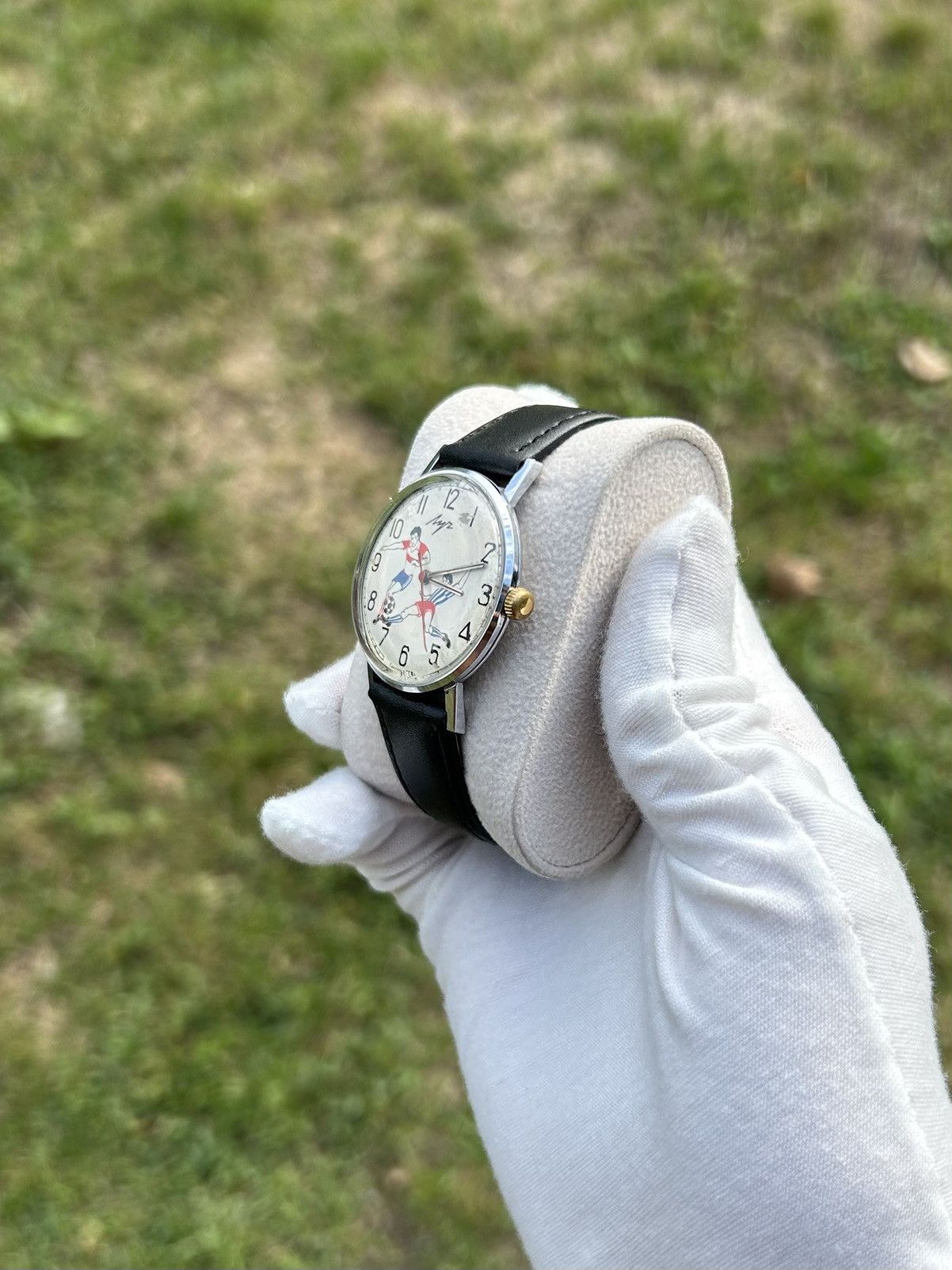 Vintage Vintage Watch Luch USSR Soviet Mechanical 1980s Size ONE SIZE - 15 Thumbnail