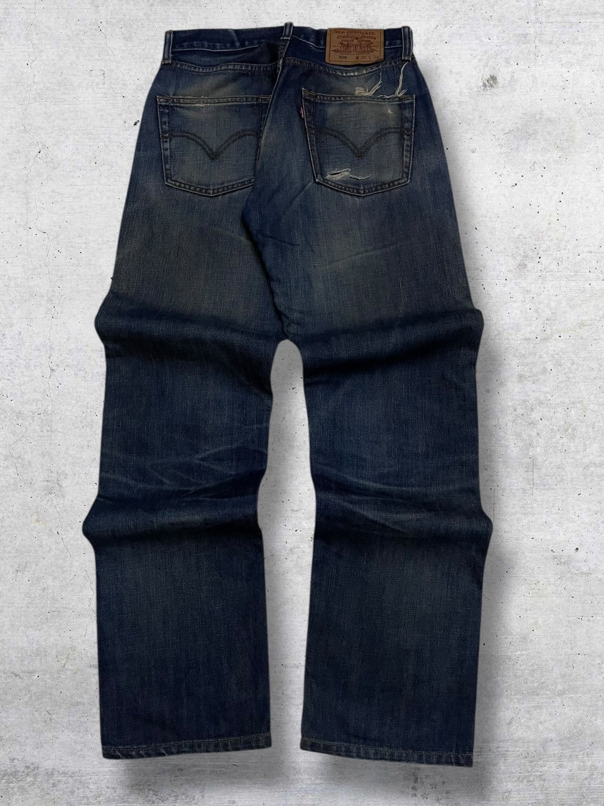 Levi's Vintage Clothing VINTAGE 509 LEVIS USA DESIGNER 90S OLD RIPPED DIRT OG DENIM Size US 27 - 8 Thumbnail