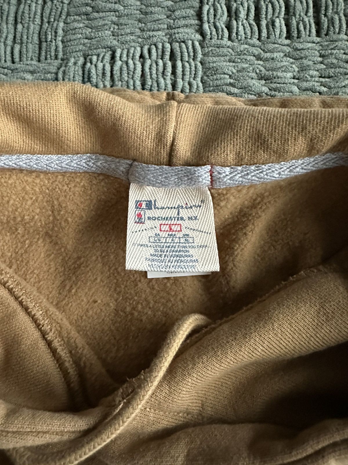 Champion × Vintage Champion Hoodie Size US M / EU 48-50 / 2 - 3 Thumbnail