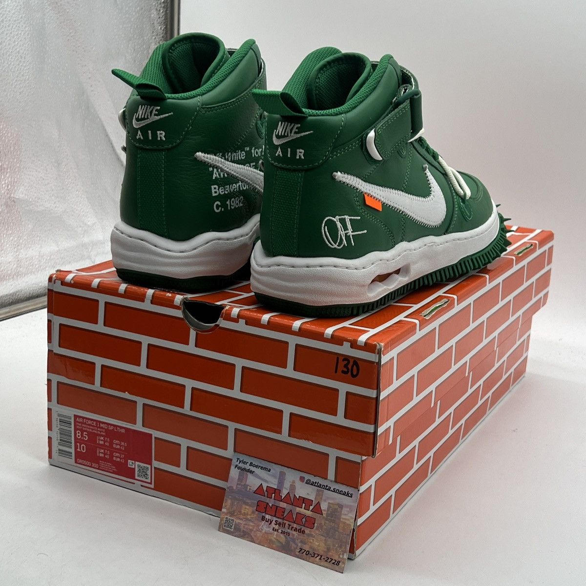 Off-White x air Jordan 1 mid pine green