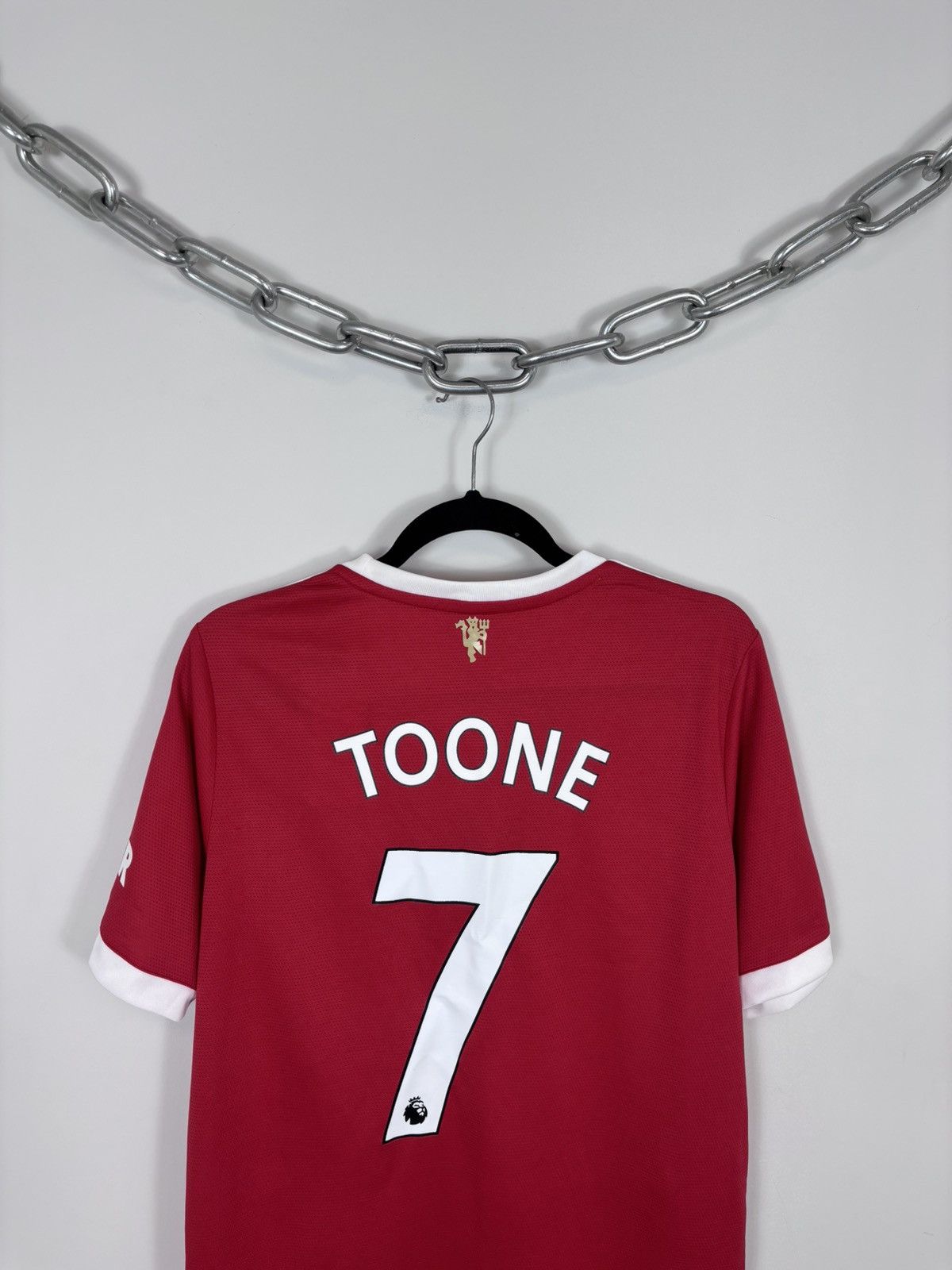 Adidas Adidas Manchester United NWT 2021/22 Toone #7 Soccer Jersey Size US L / EU 52-54 / 3 - 3 Thumbnail