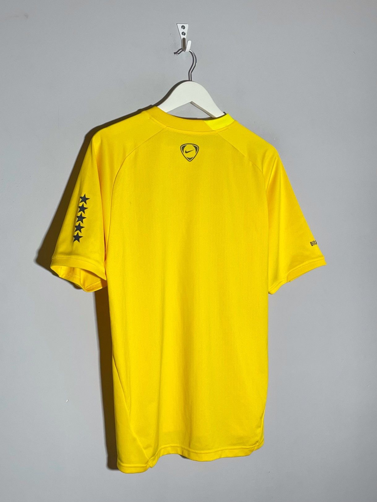 Nike National Team Brazil Y2k Streetwear Training Football Shirt Size US M / EU 48-50 / 2 - 7 Thumbnail