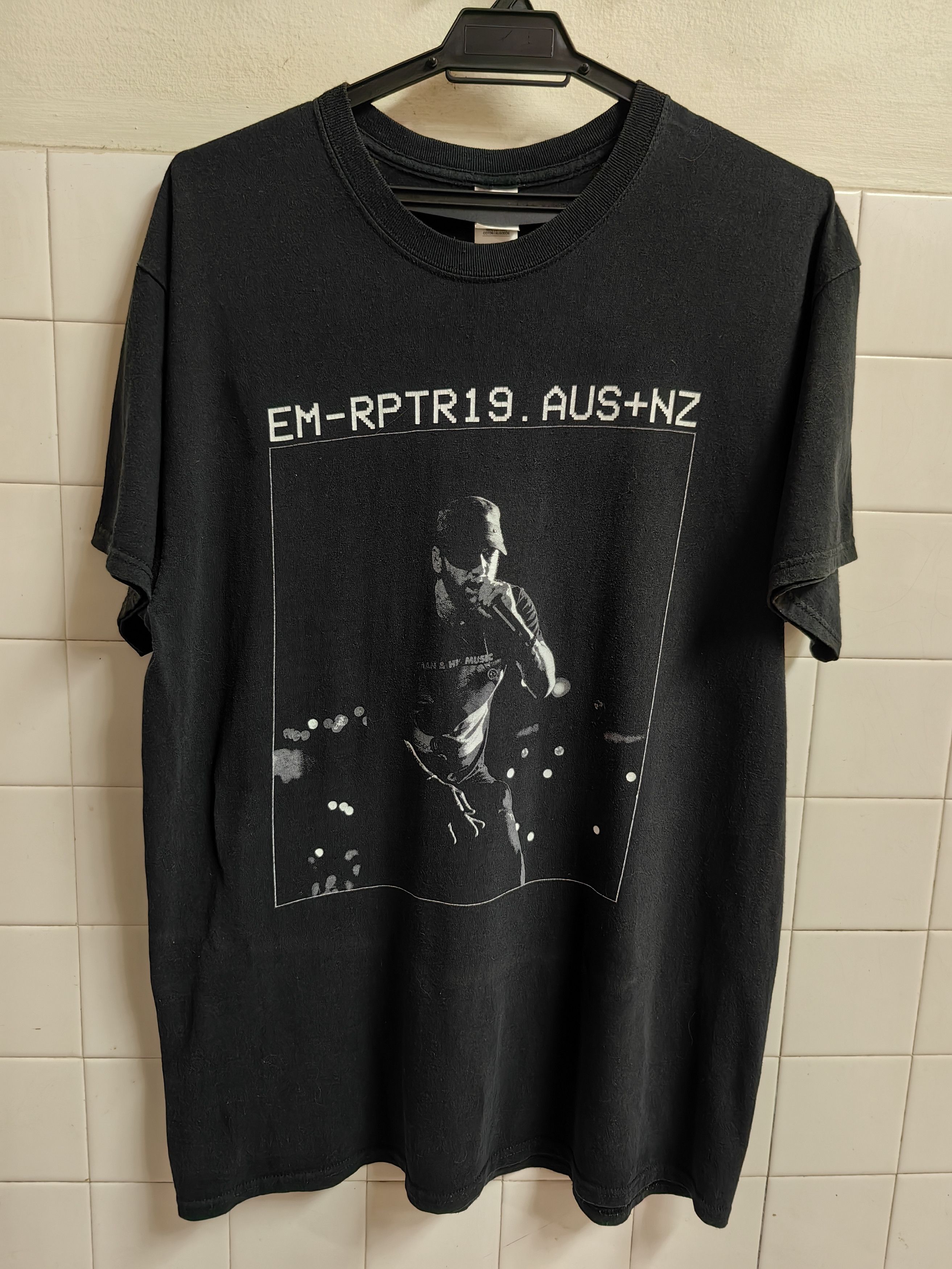Gildan Eminem Rapture Tour 2019 Aus-New Zealand Size US L / EU 52-54 / 3 - 1 Thumbnail