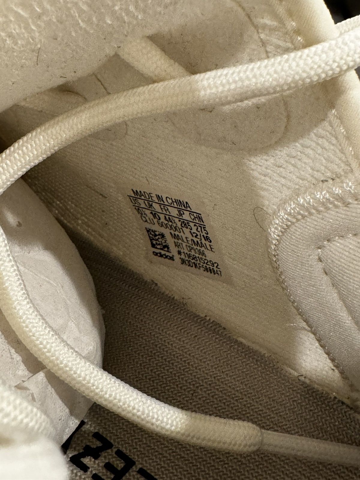 Adidas × Yeezy Yeezy boost 350 V2 ObO Size US 10.5 / EU 43-44 - 6 Thumbnail