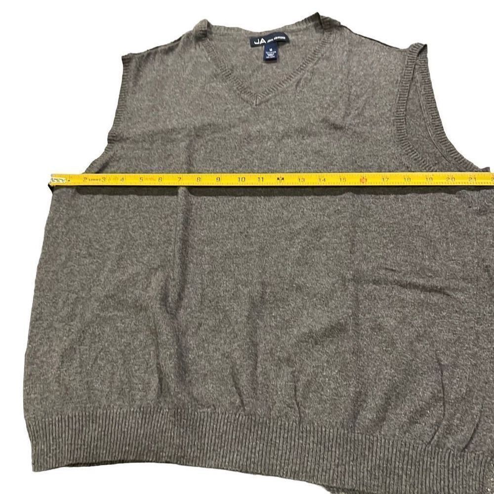 John Ashford Vintage John Ashford Gray Sweater Vest size M Size US M / EU 48-50 / 2 - 3 Thumbnail