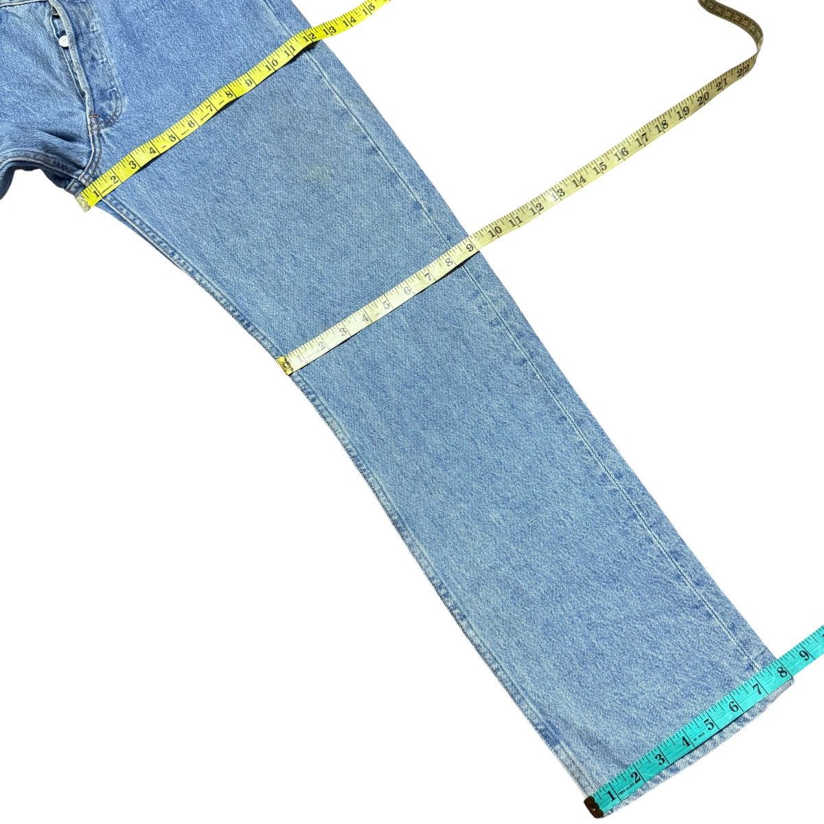 Levi's Vintage Levis 501 Jeans Nice Faded Made in USA Size US 32 / EU 48 - 22 Thumbnail