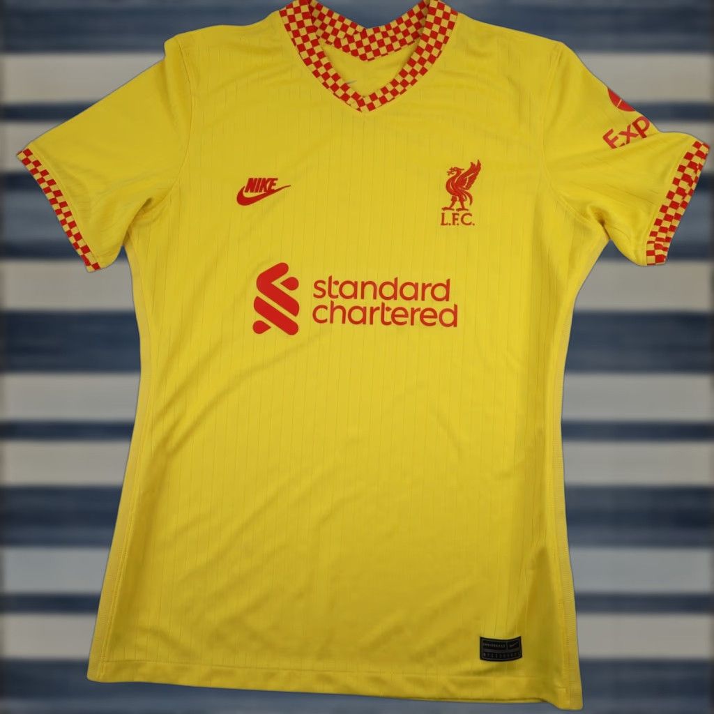 Nike VINTAGE Nike L.F.C Mens Medium Liverpool Soccer Jersey Yellow Size US M / EU 48-50 / 2 - 1 Thumbnail