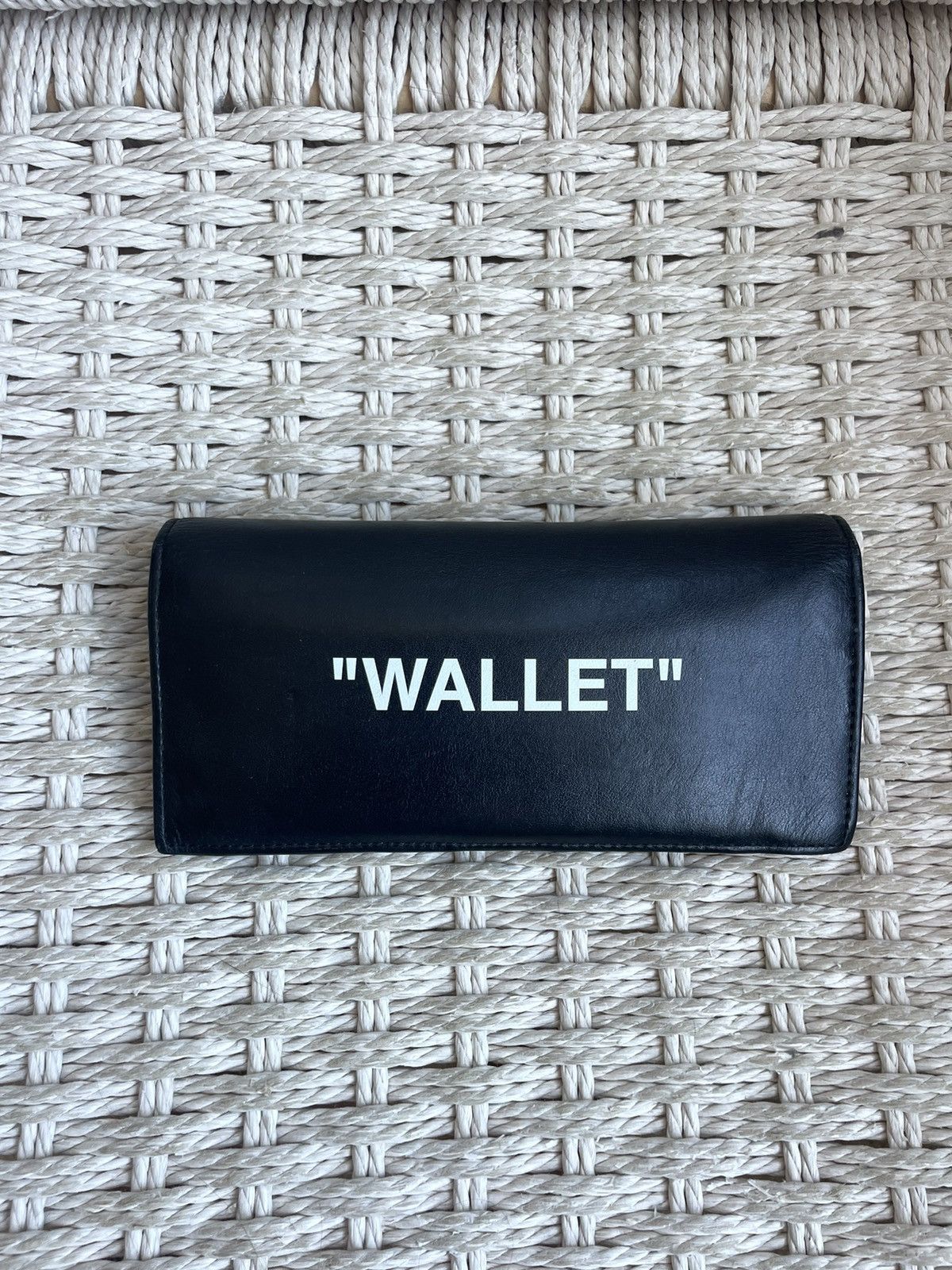 Off-White Off-White Yen Wallet | Grailed 