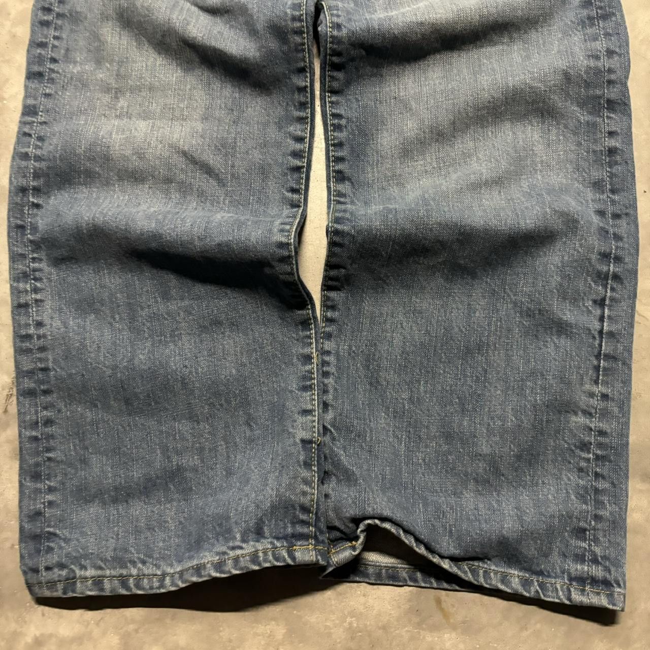Japanese Brand × Vintage Crazy Vintage Y2K/2000s Grunge Medium Wash Essential Denim Jeans! Size US 33 - 6 Thumbnail