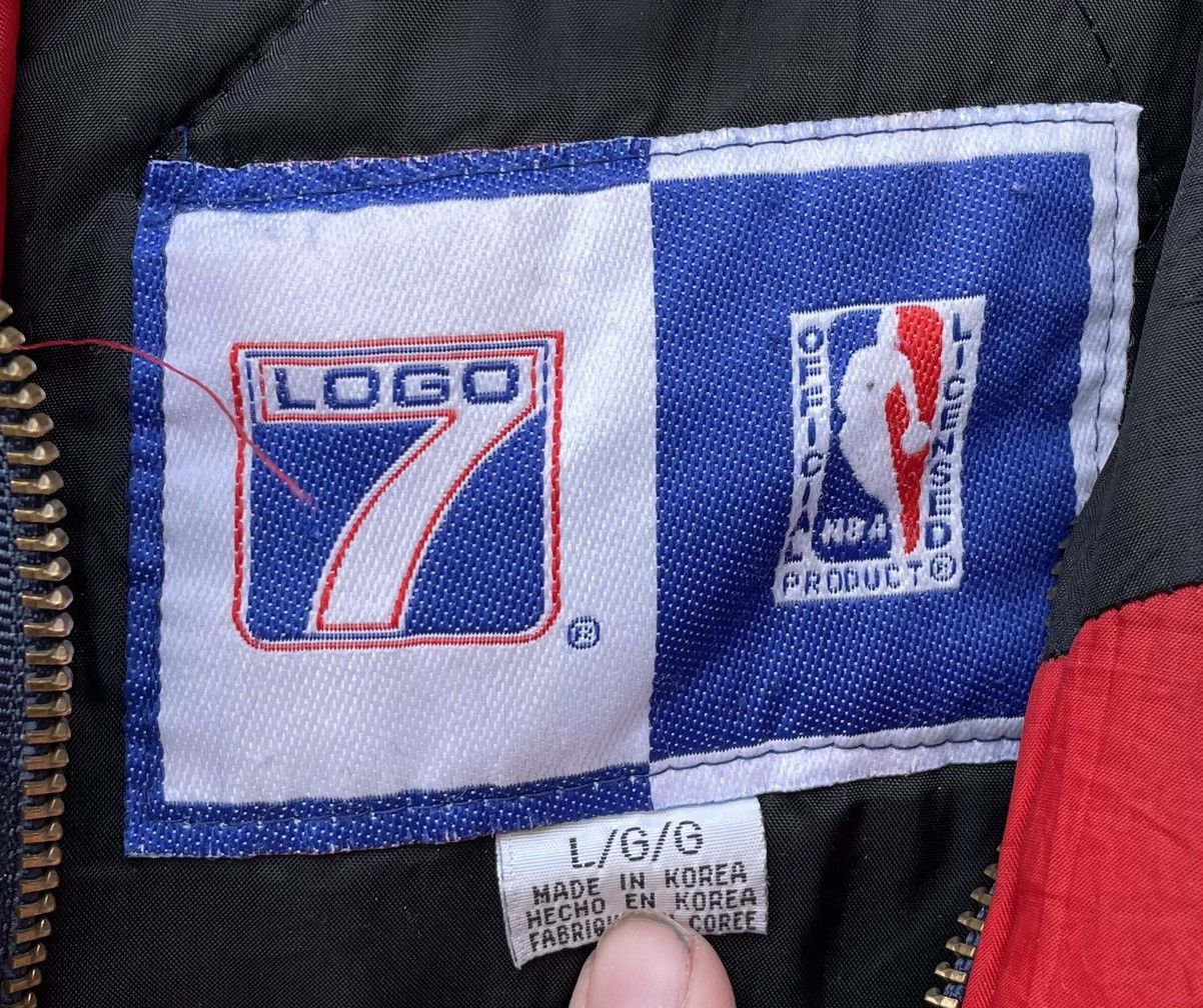 Logo 7 Rare VTG LOGO 7 Chicago Bulls Color Block Zip Puffer Jacket Size US L / EU 52-54 / 3 - 2 Thumbnail