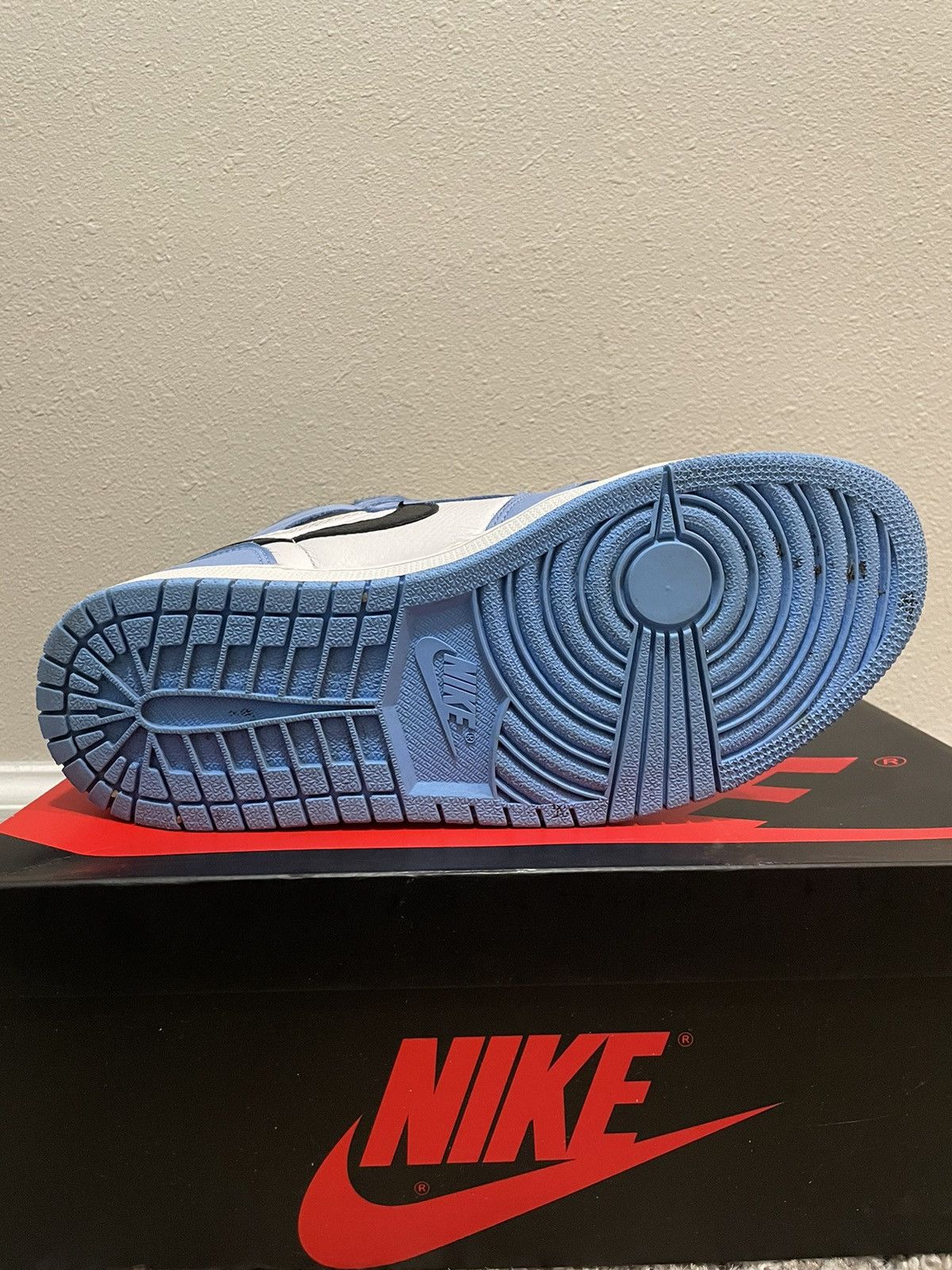 Jordan Brand Jordan 1 ‘University Blue’ Size US 8.5 / EU 41-42 - 9 Thumbnail