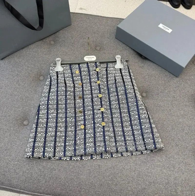 Thom Browne Thom Browne A-Line Skirt in Blue-Grey . Size 23" - 4 Thumbnail