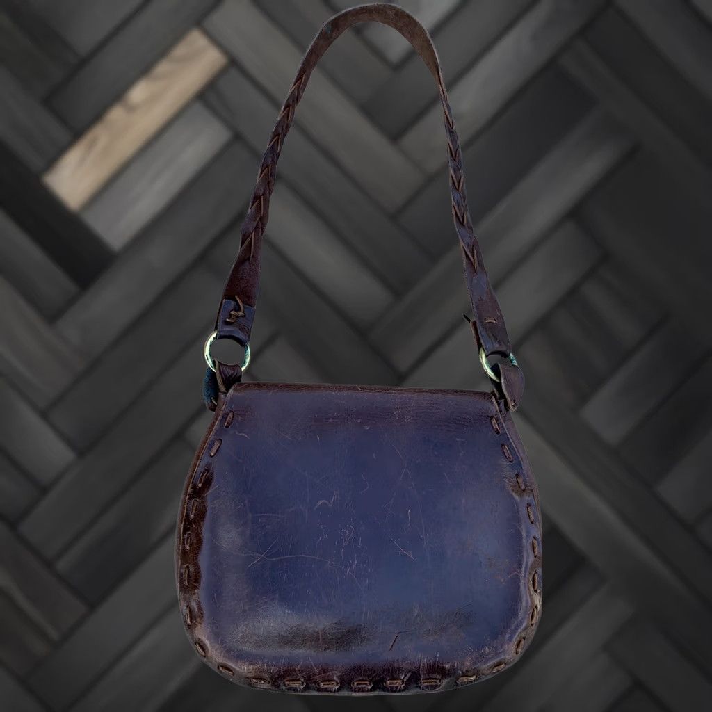 Vintage VINTAGE Tooled Leather Purse Shoulder Bag Brown 1970s Hippie Chic Boho Hippy Women Size ONE SIZE - 1 Thumbnail
