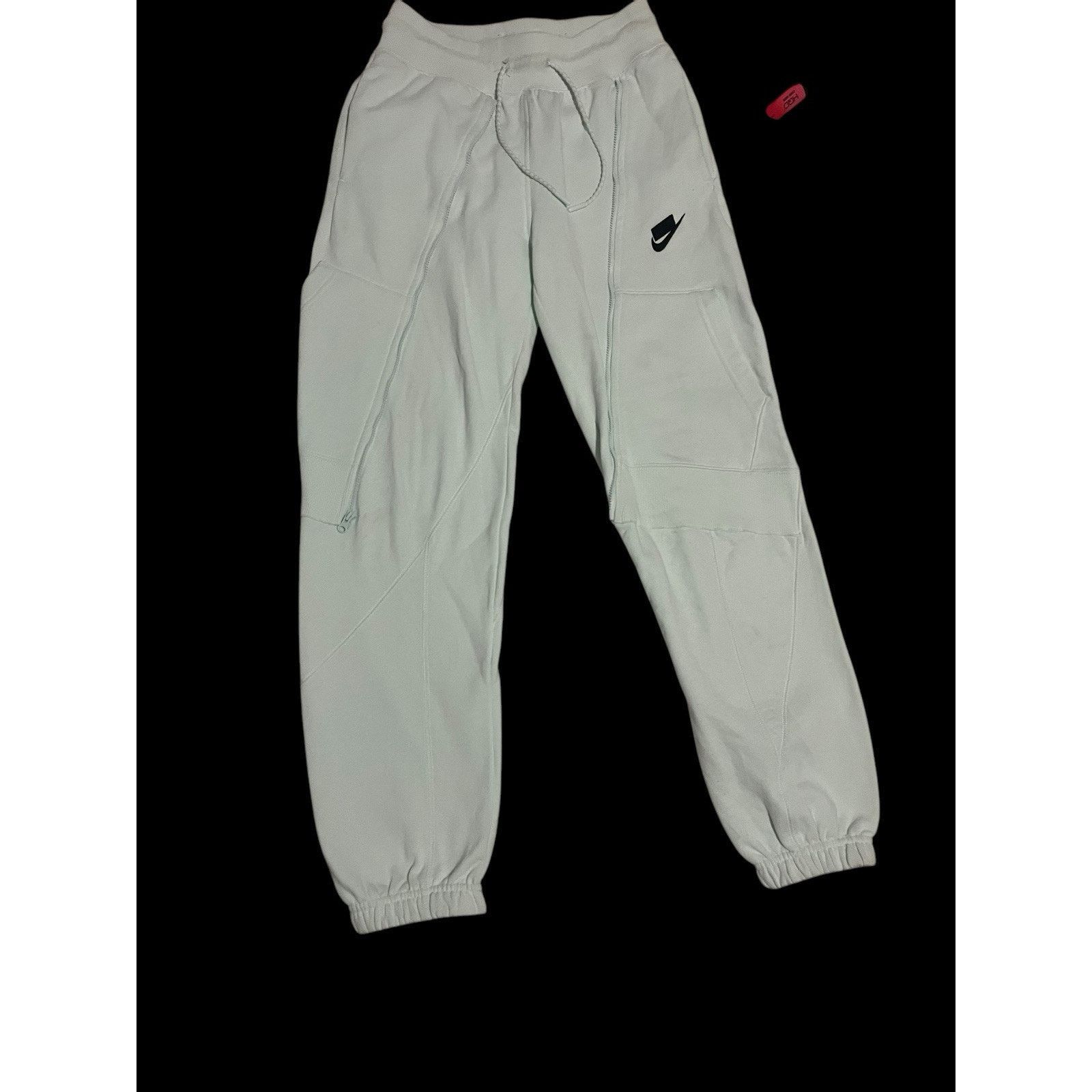 Nike Nike Sportswear Knit Jogger Size XS Pants Womens Size 25" / US 0 / IT 36 - 1 Thumbnail