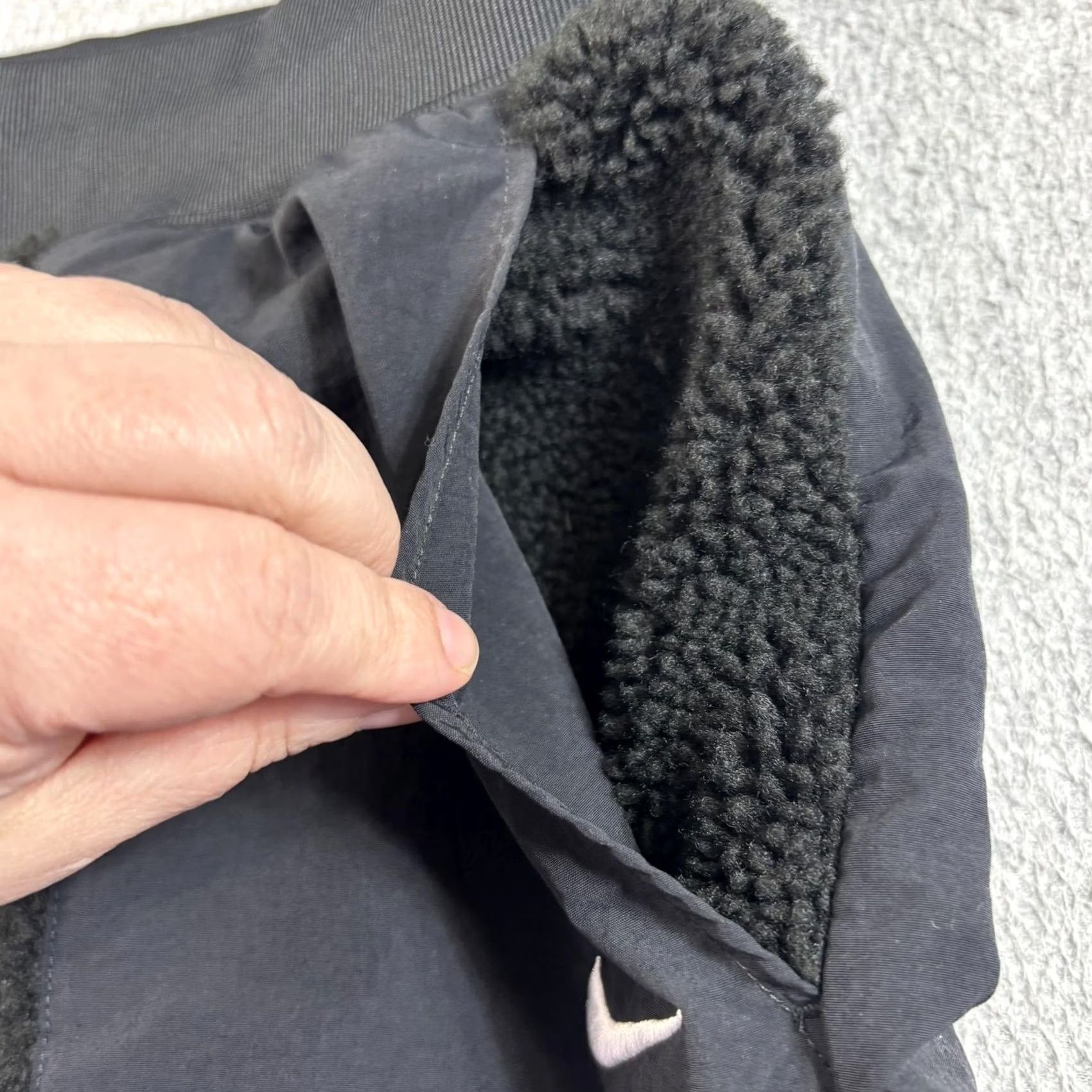 Nike Nike High Waist Curve Pants Women XL Black Ankle Cropped Jogger Comfy Athleisure Size 40" / US 18 - 7 Thumbnail