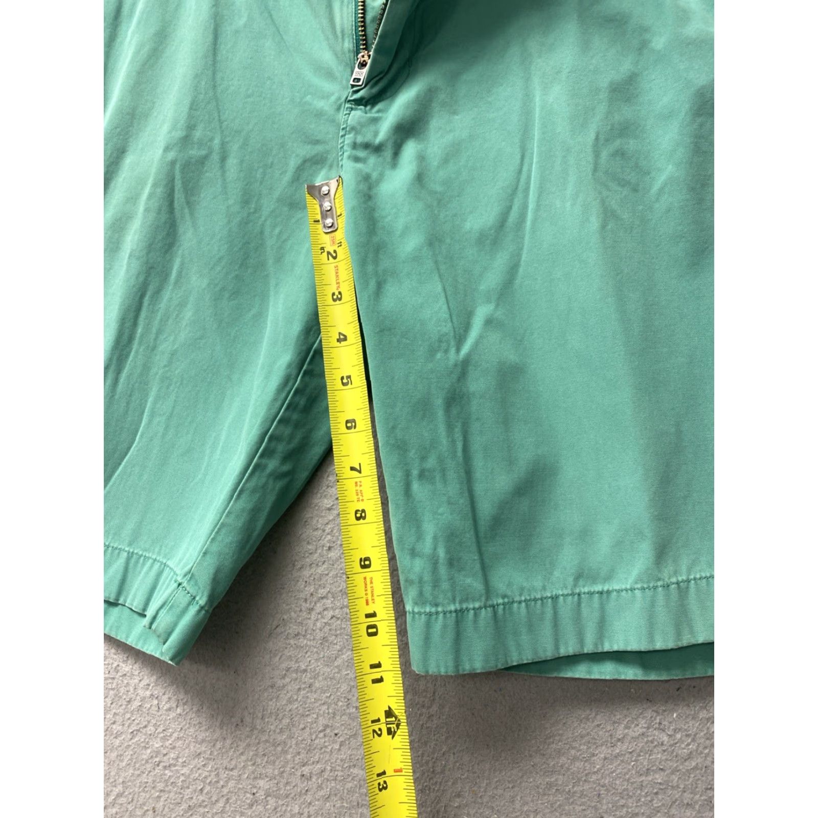 J.Crew Vintage J.Crew Shorts Men Size 33 Green Chino 90s Casual Summer Size US 33 - 5 Thumbnail