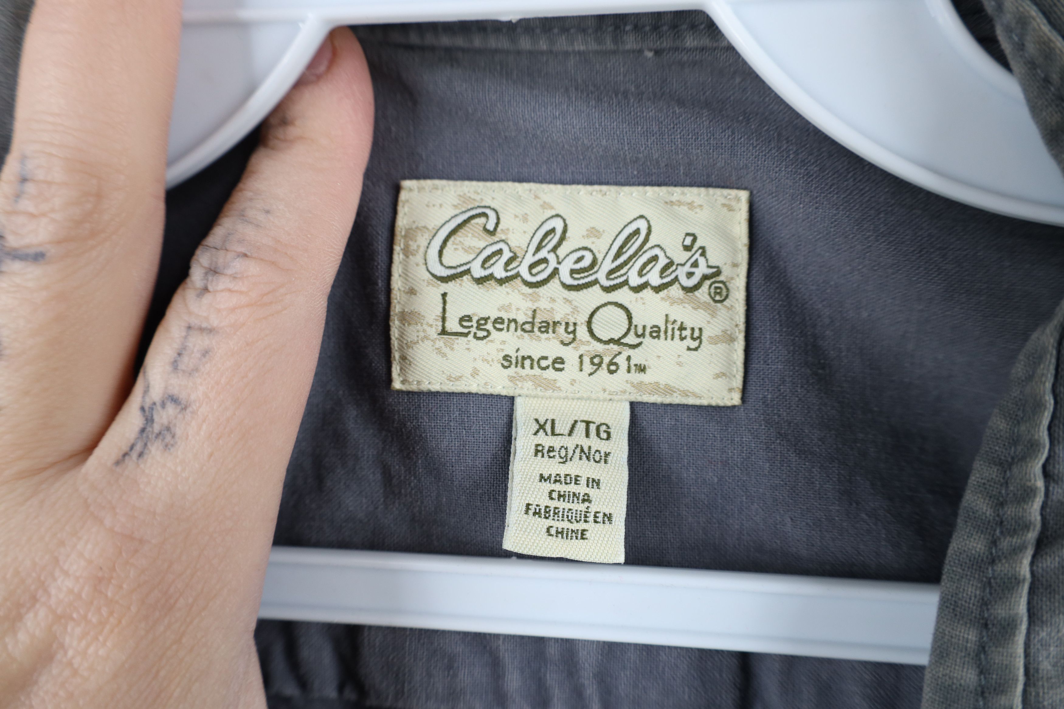 Cabelas × Vintage Vintage Cabelas Elbow Patch Soft Canvas Twill Button Shirt Size US XL / EU 56 / 4 - 11 Thumbnail