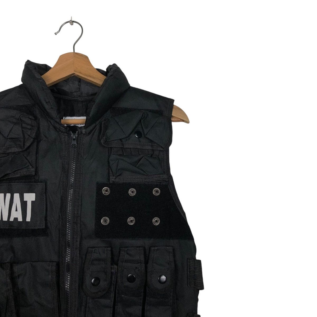 Japanese Brand VINTAGE UTILITY MULTI POCKET PARACHUTE DESIGN SWAT BIG LOGO Size US M / EU 48-50 / 2 - 8 Thumbnail