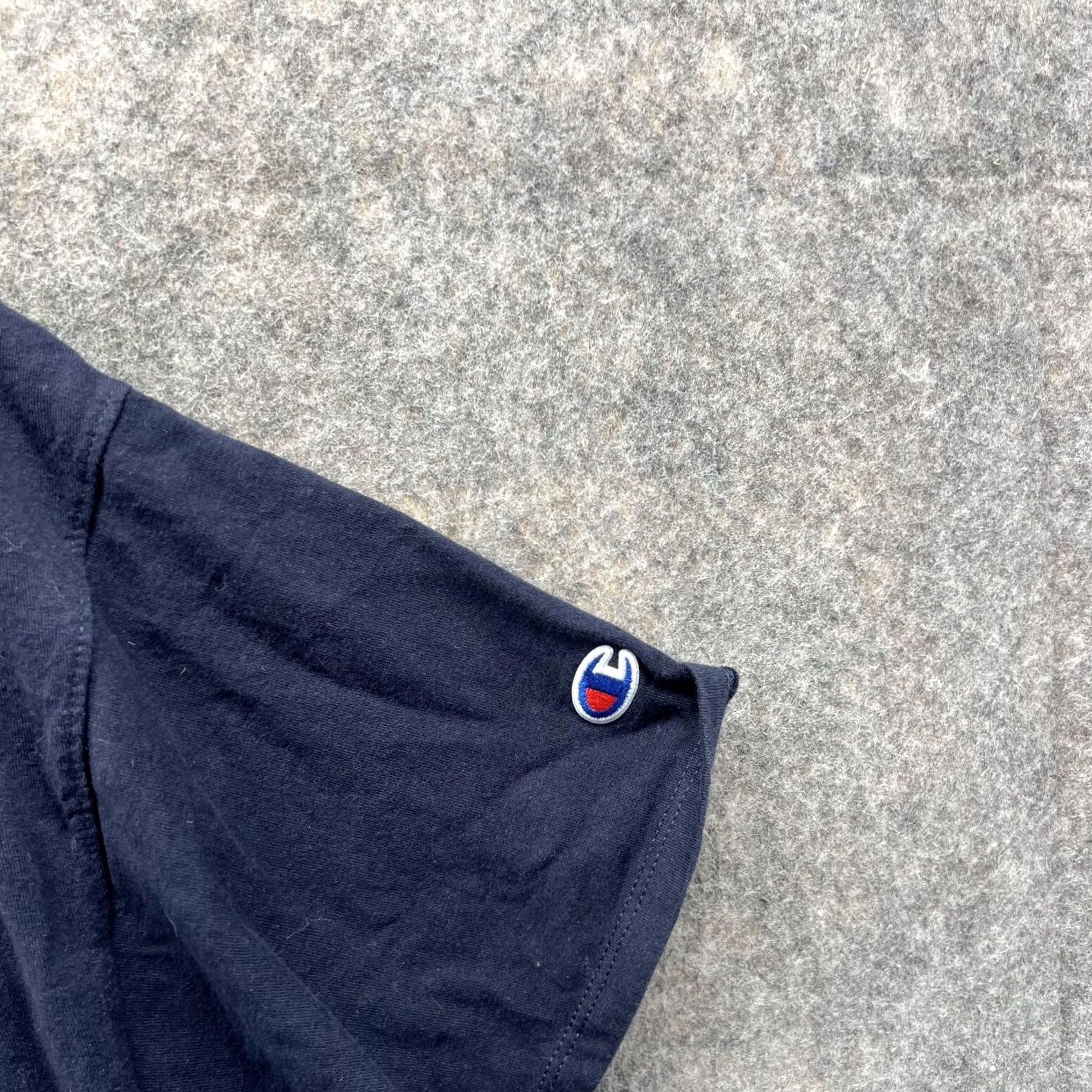 Champion VINTAGE Champion Shirt Men XL Adult Blue Navy CottonCrew Neck Short Sleeve Logo All Seasons 90s? Size US XL / EU 56 / 4 - 6 Thumbnail