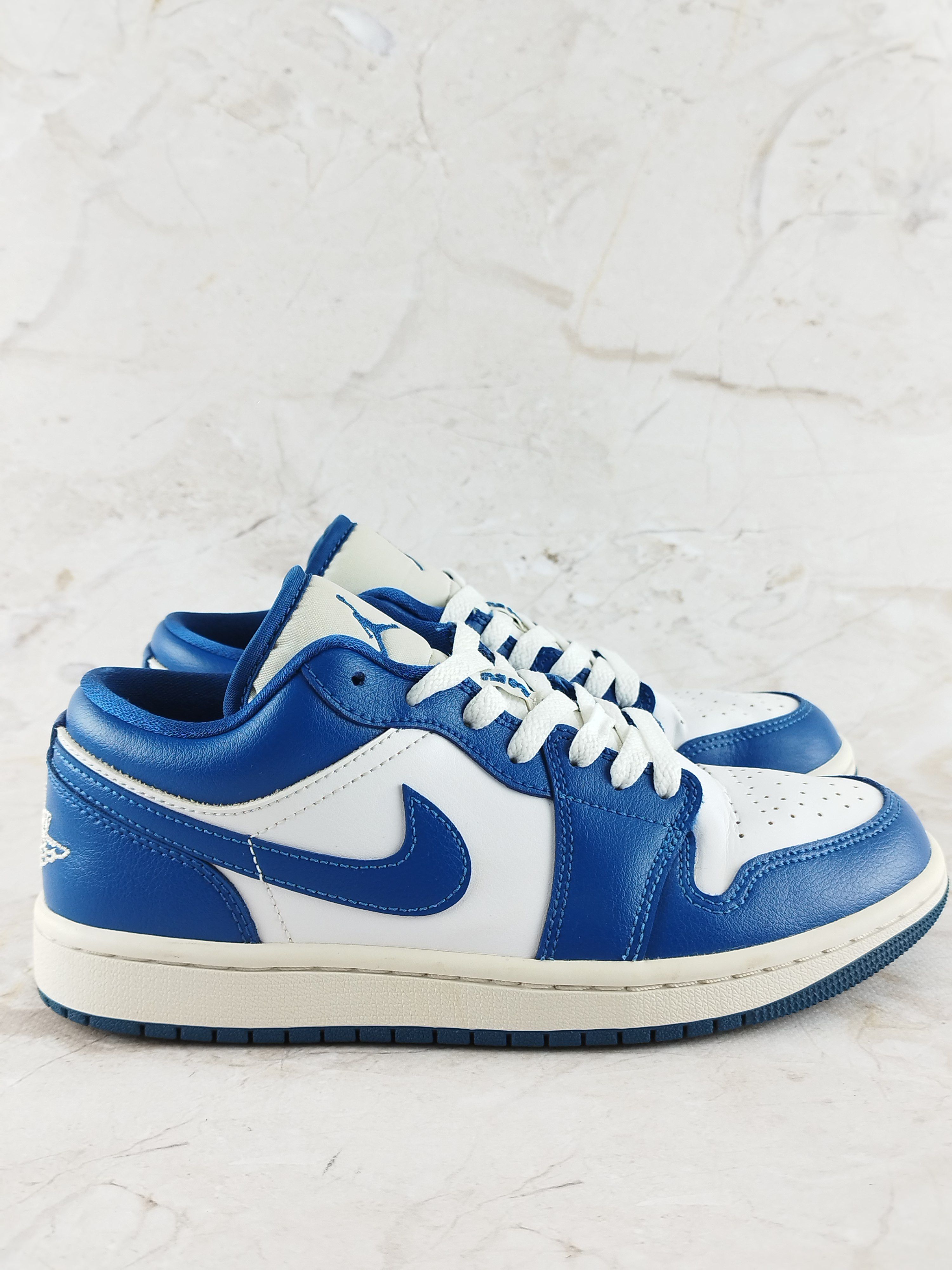 Jordan Brand Nike Jordan 1 Mid 'Marina Blue' rare streetwear low sneakers Size US 7 / IT 37 - 2 Thumbnail