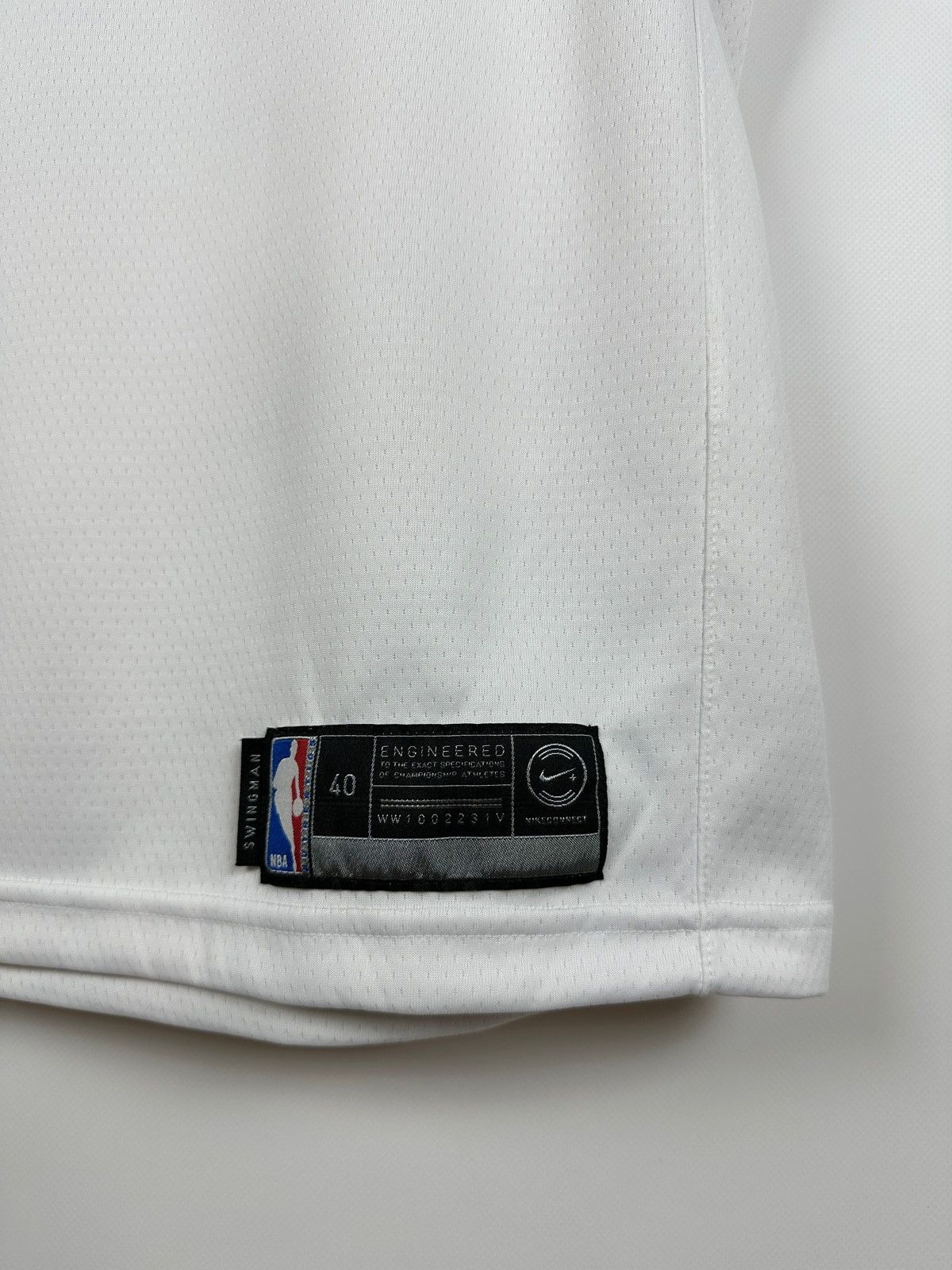NBA Nike Miami Heat Swingman Vice City Dwyane Wade Jersey Size US S / EU 44-46 / 1 - 8 Thumbnail