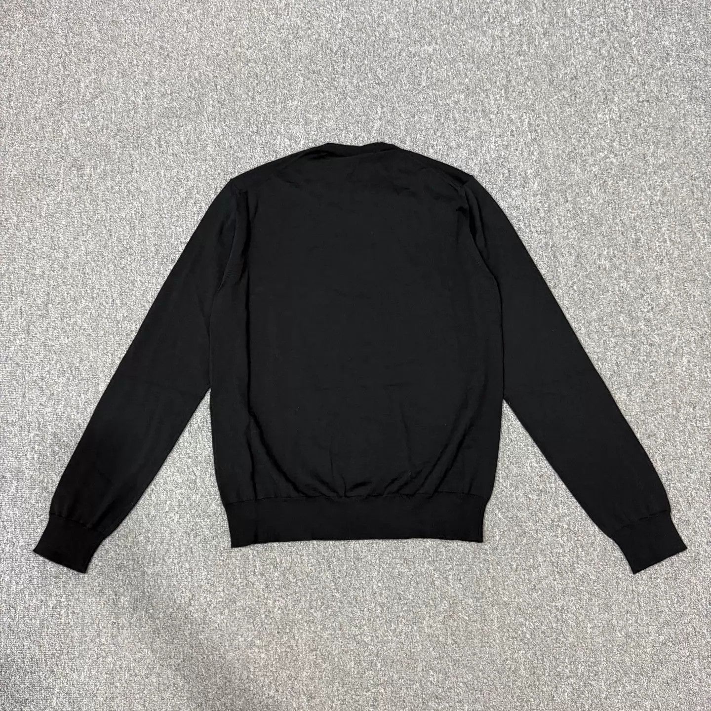 Prada Prada 24 Black Cashmere Knit LS 46 NWT Size US S / EU 44-46 / 1 - 3 Thumbnail