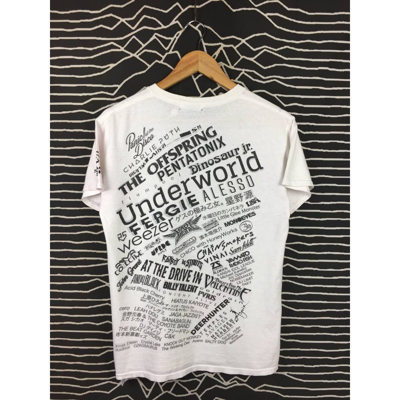 Band Tees Summer Sonic 2016 Music Festival Radiohead Suede Band Tee Size US S / EU 44-46 / 1 - 10 Thumbnail