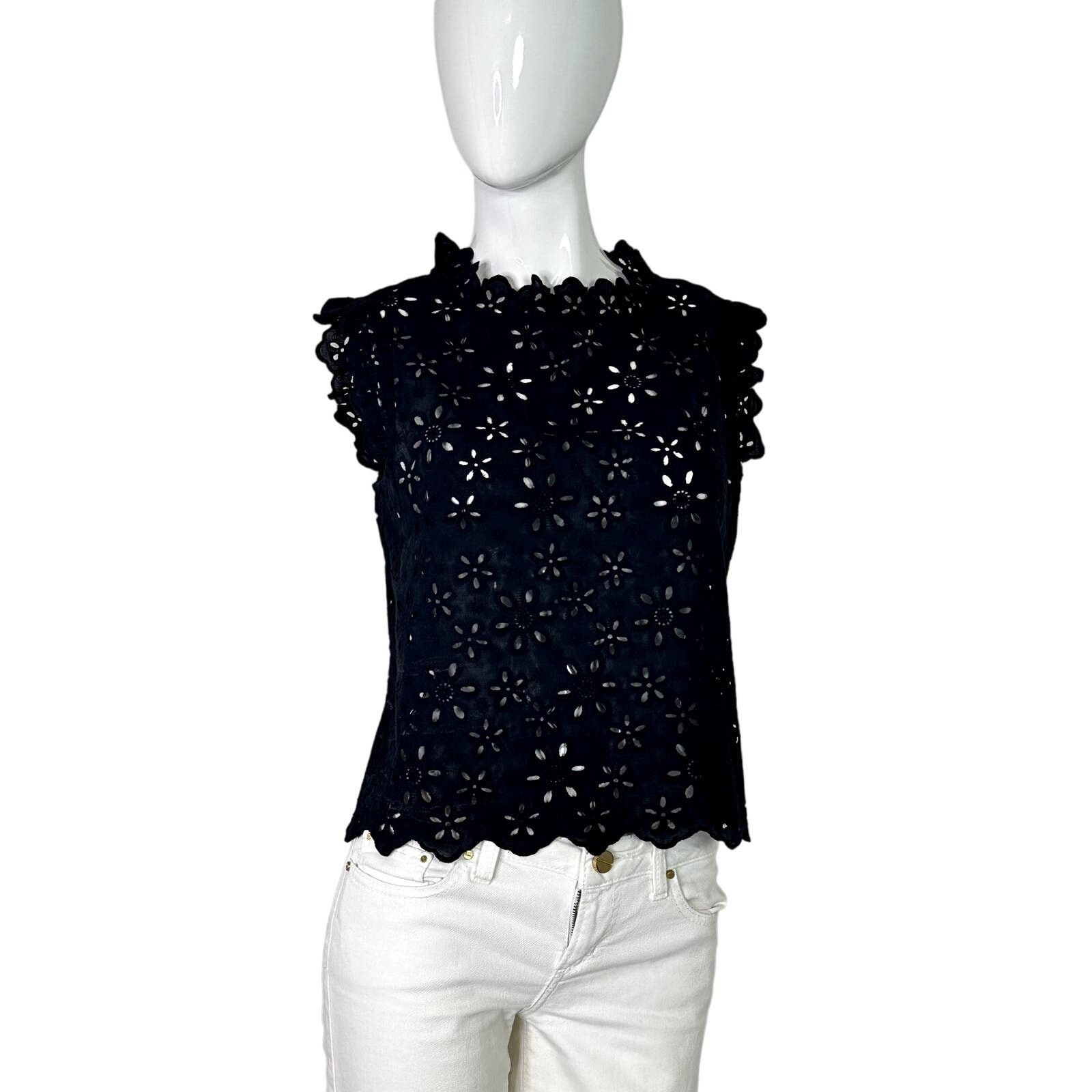 Kate Spade Kate Spade Daisy Eyelet Top size 0 Black Size XS / US 0-2 / IT 36-38 - 2 Thumbnail