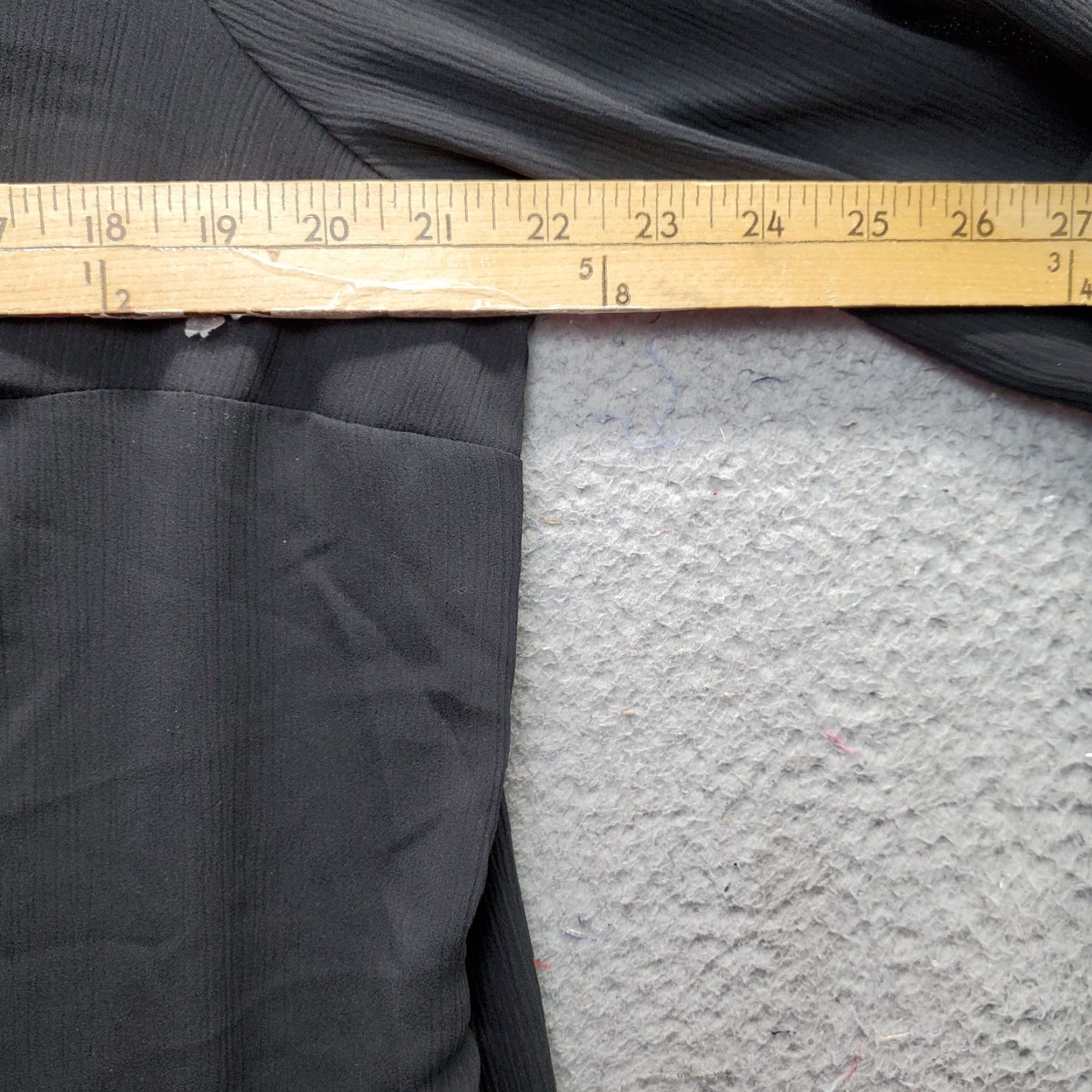 Torrid Torrid Cover Up Shirt Dress Womens 00 Black Button-Up Roll-Tab Sleeve Mini Crepe VINTAGE? Size XXS / US 00 / IT 34 - 4 Thumbnail