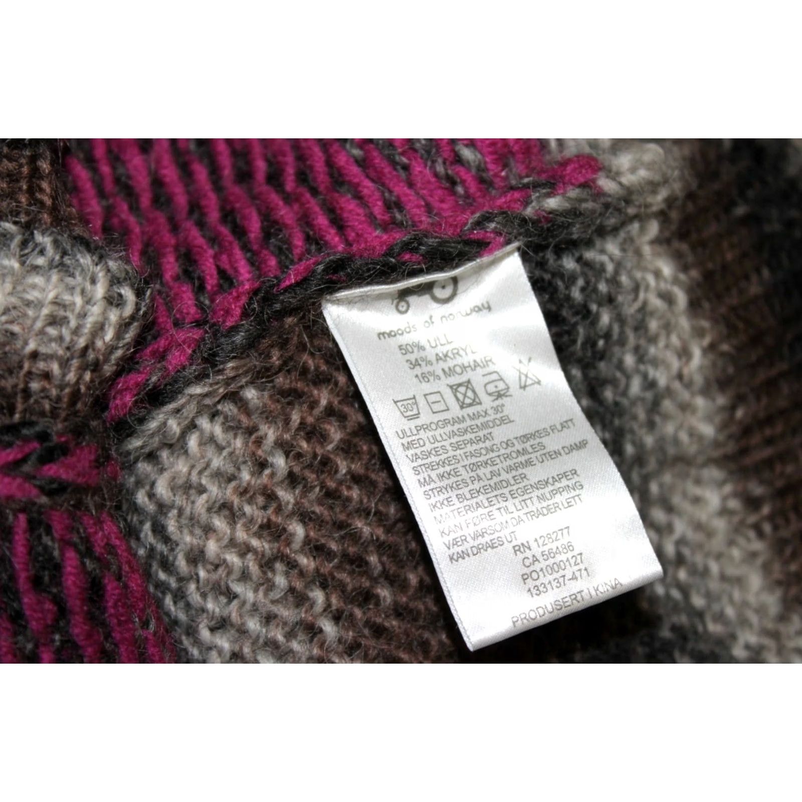 Vintage Moods of Norway mens wool cardigan jumper M Multicoloured Size US M / EU 48-50 / 2 - 7 Thumbnail