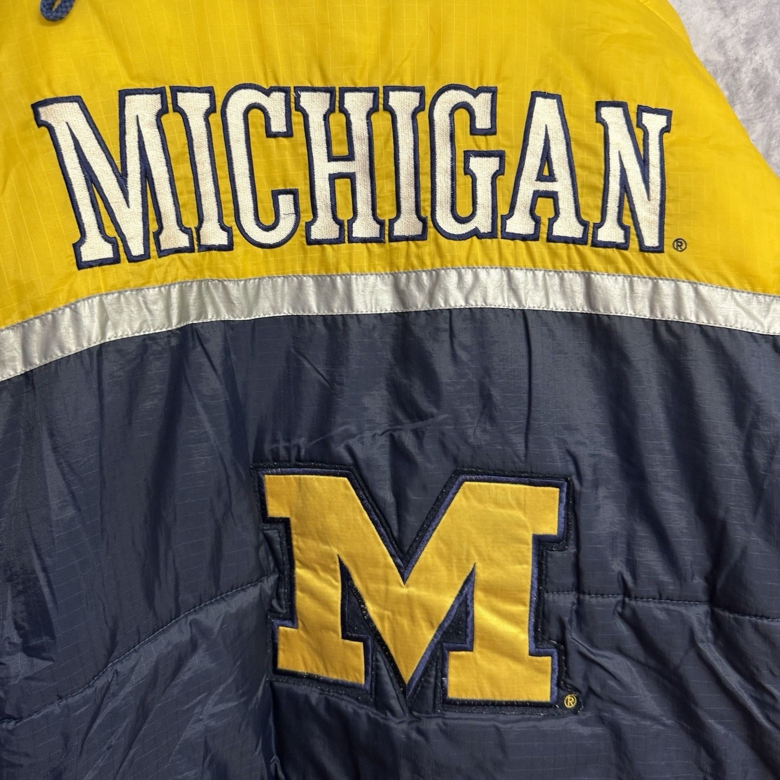 Pro Player Vintage Pro Player University of Michigan Reversible Puffer Size US XXL / EU 58 / 5 - 10 Thumbnail