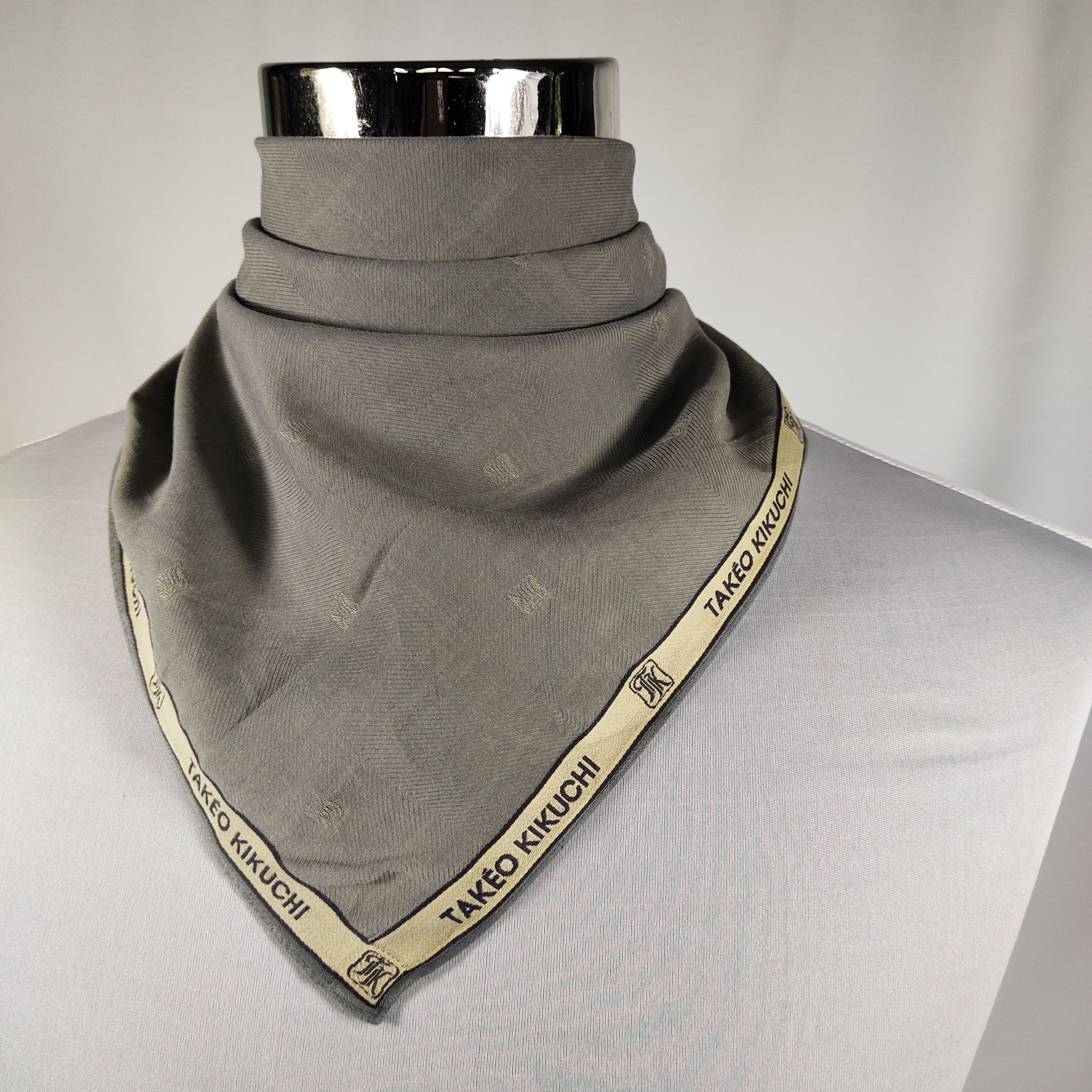Takeo Kikuchi × Vintage Takeo Kikuchi Handkerchief / Neckerchief / Bandana FZ051 Size ONE SIZE - 1 Thumbnail