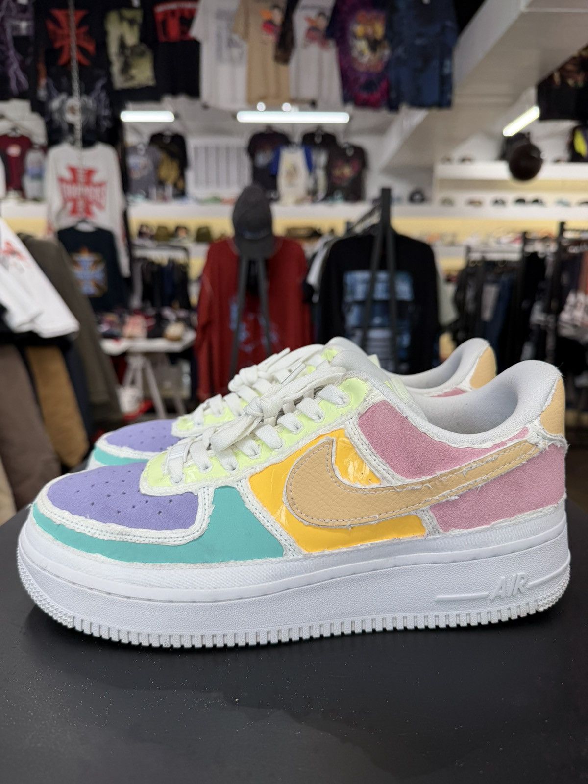 Nike Nike Air Force 1 Low Pastel Reveal Size 10.5W/9M (2021) Size US 9 / EU 42 - 7 Thumbnail