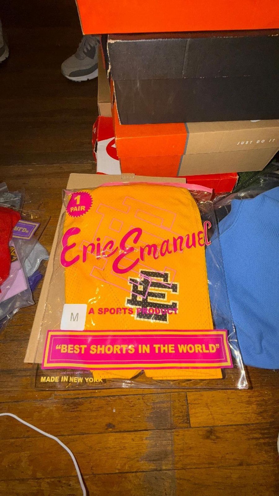 Designer EE Short yellow/Wu Tang Sz M Size ONE SIZE - 1 Preview