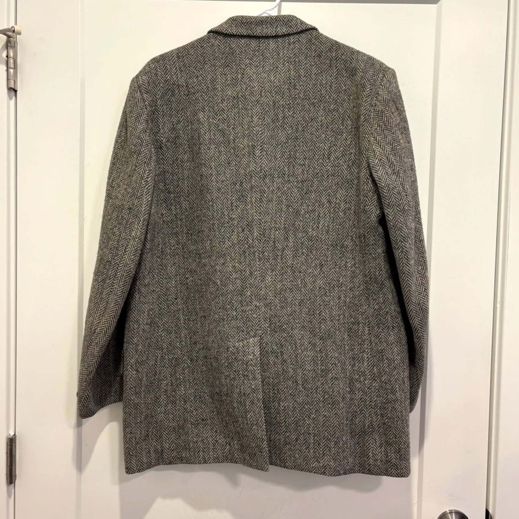 CO VINTAGE Dunn & Co Harris Tweed Blazer Grey Herringbone Wool Sport Coat Jacket 44R Mens Size 44R - 4 Thumbnail