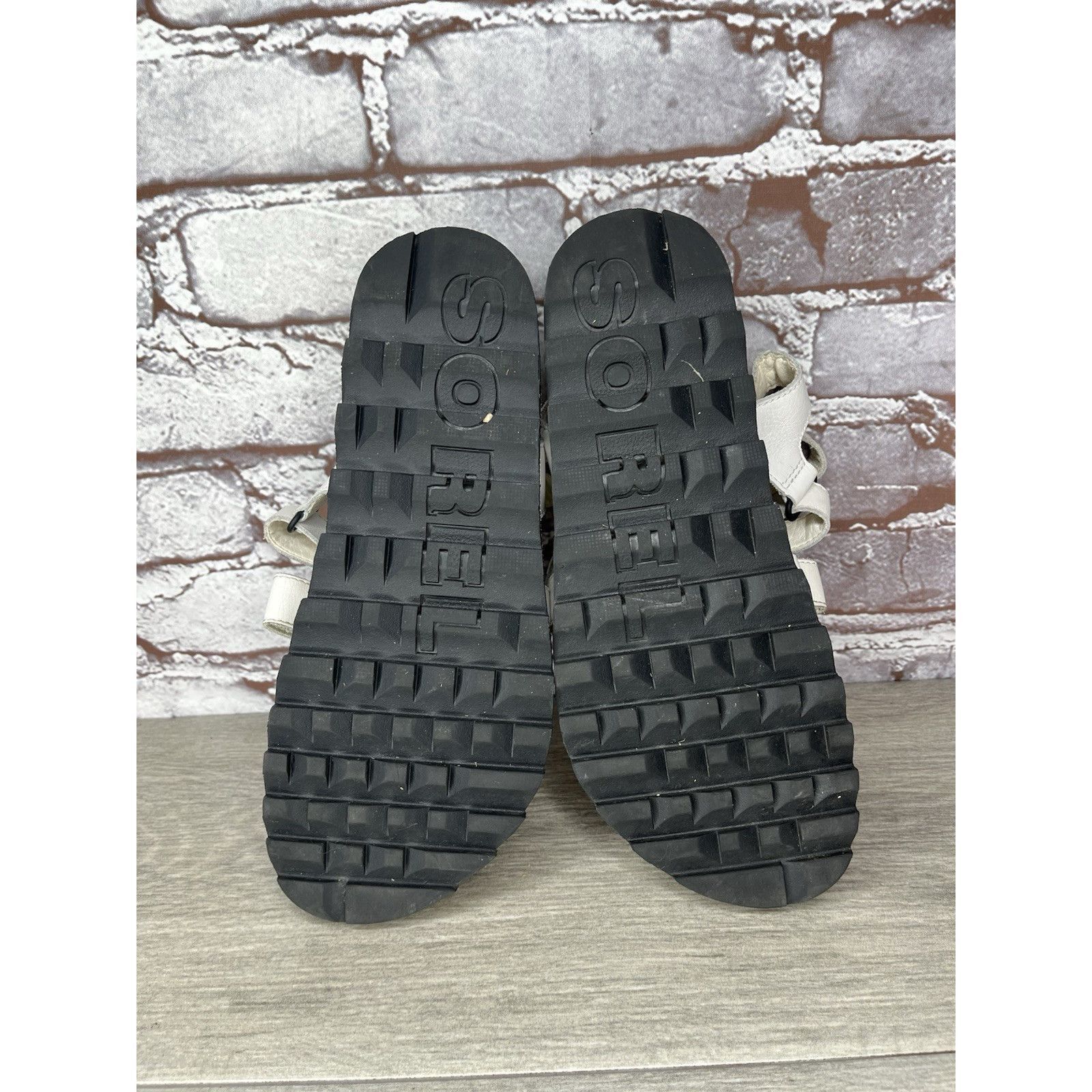 SOREL Sorel Roaming White Leather Multi Strap Platform Sandals Wom Size US 7.5 / IT 37.5 - 19 Thumbnail