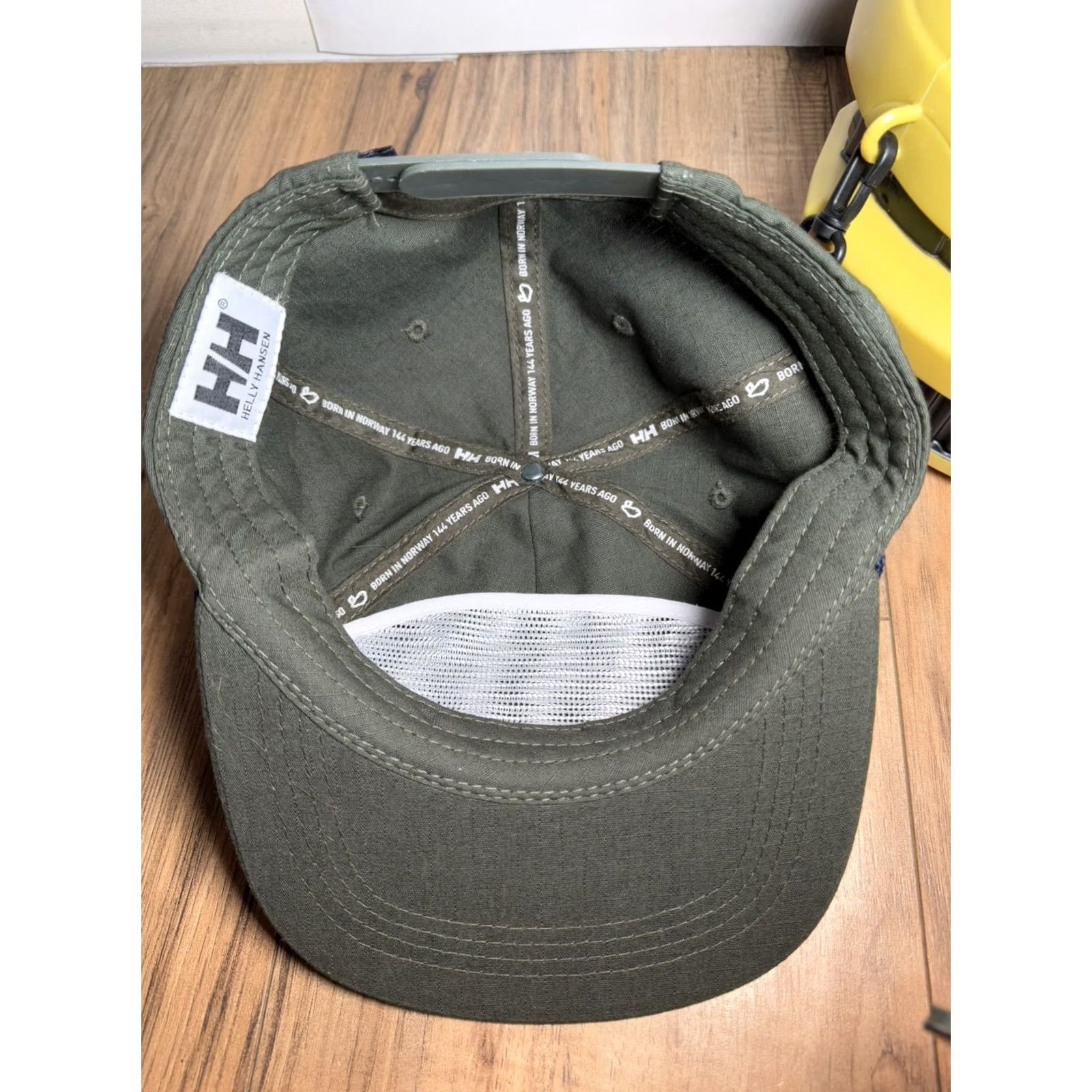 Helly Hansen VINTAGE Helly Hansen Army Green Adjustable Panel Patch Hat Trucker SnapBack Men Adjustable Green Army Baseball Cap Mens Size ONE SIZE - 6 Thumbnail