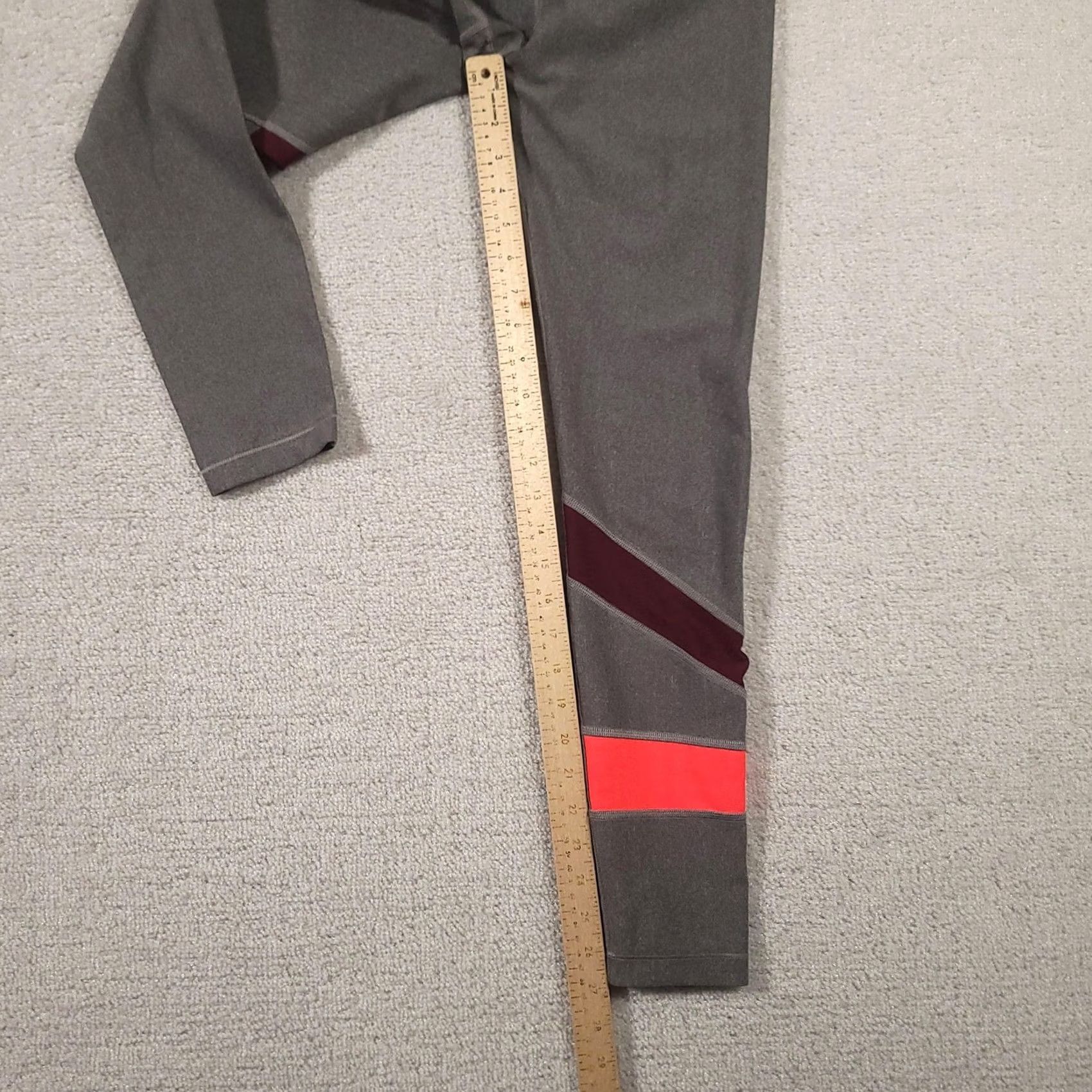 Under Armour Under Armour Pants Womens Medium Gray HeatGear Compression Leggings Colorblock Size 32" / US 10 / IT 46 - 5 Thumbnail