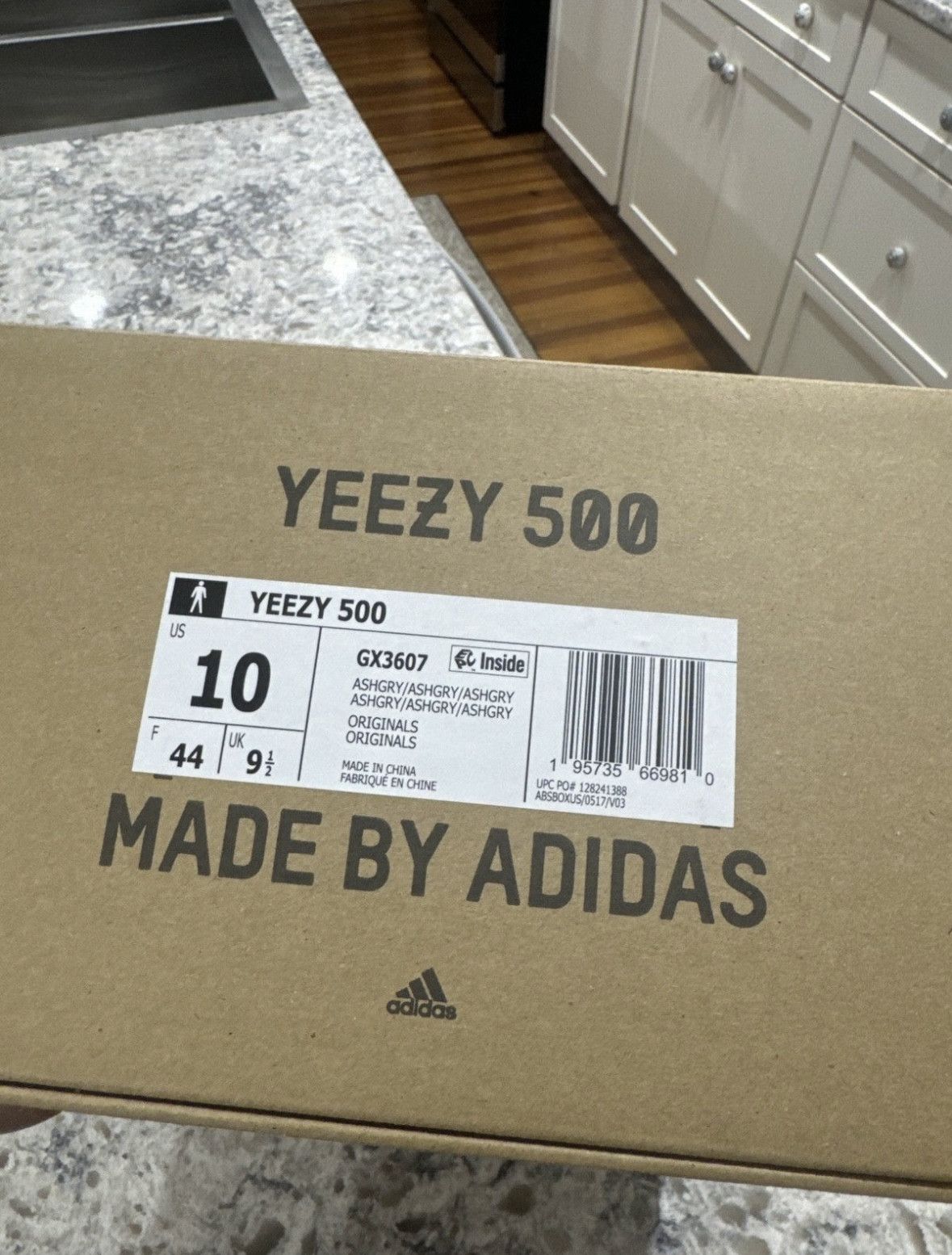 Adidas × Kanye West Adidas Yeezy 500 Ash Grey Size US 10 / EU 43 - 8 Thumbnail