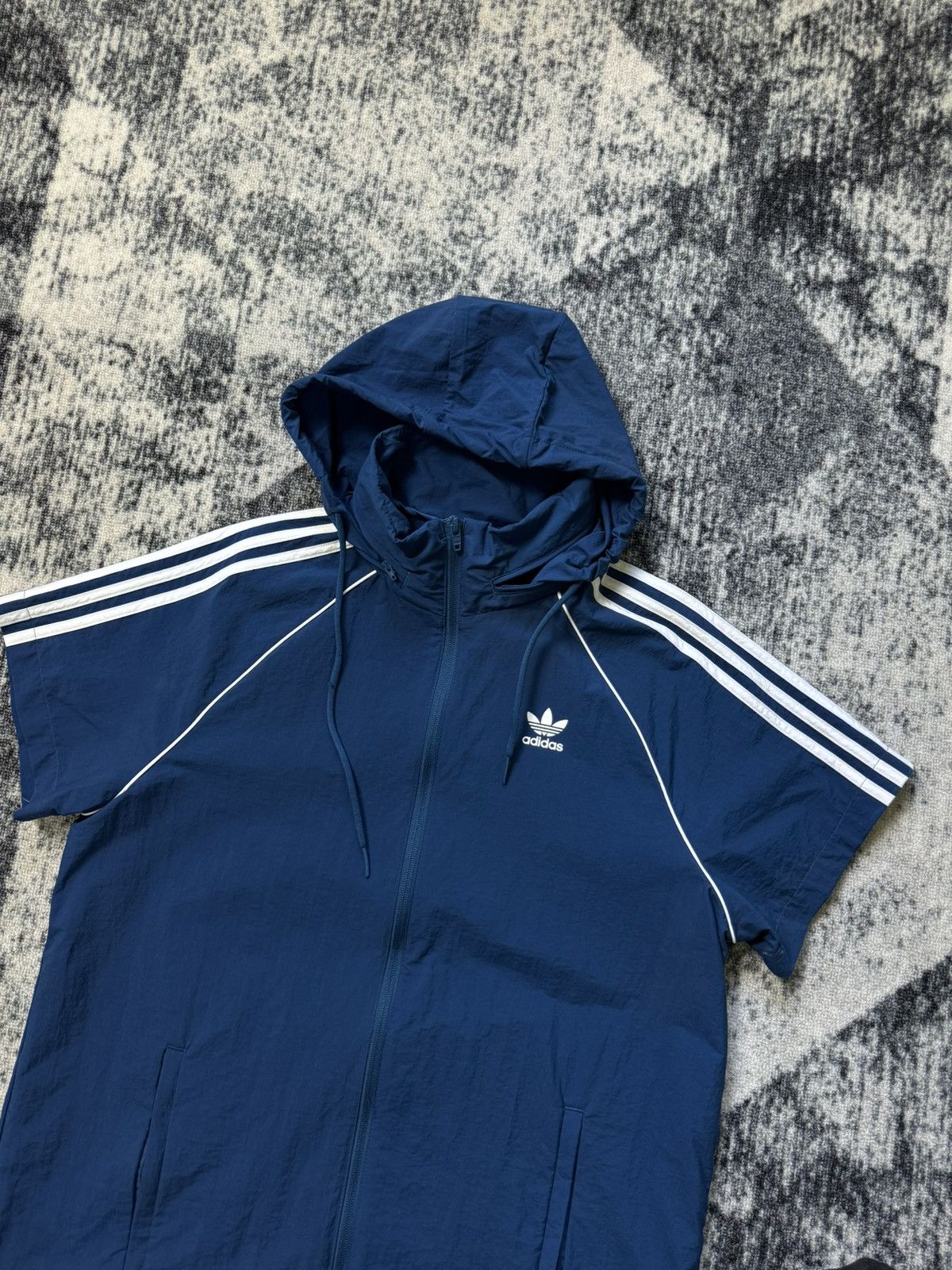 Adidas Vintage Adidas Shirt Sleeve Raincoat With a hood Size US M / EU 48-50 / 2 - 2 Thumbnail