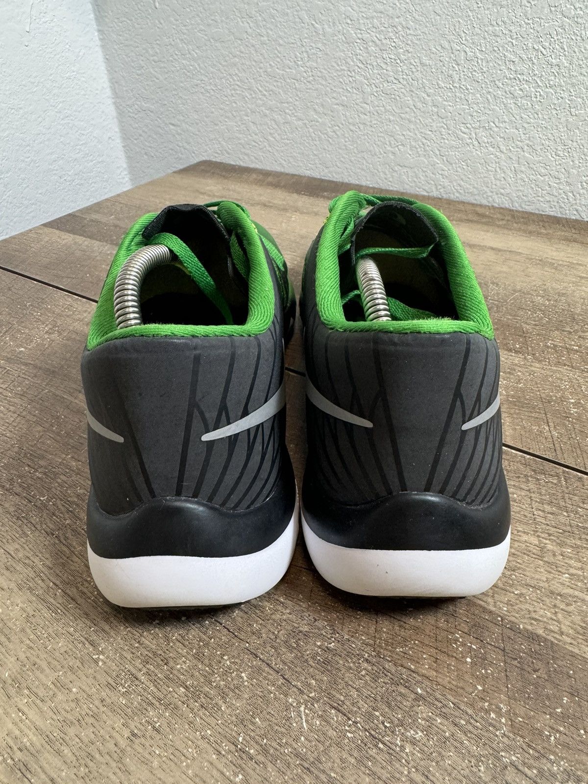 Nike SAMPLE Nike Free Trainer 5.0 V6 Oregon Ducks Mens Sz 10 Size US 10 / EU 43 - 5 Thumbnail